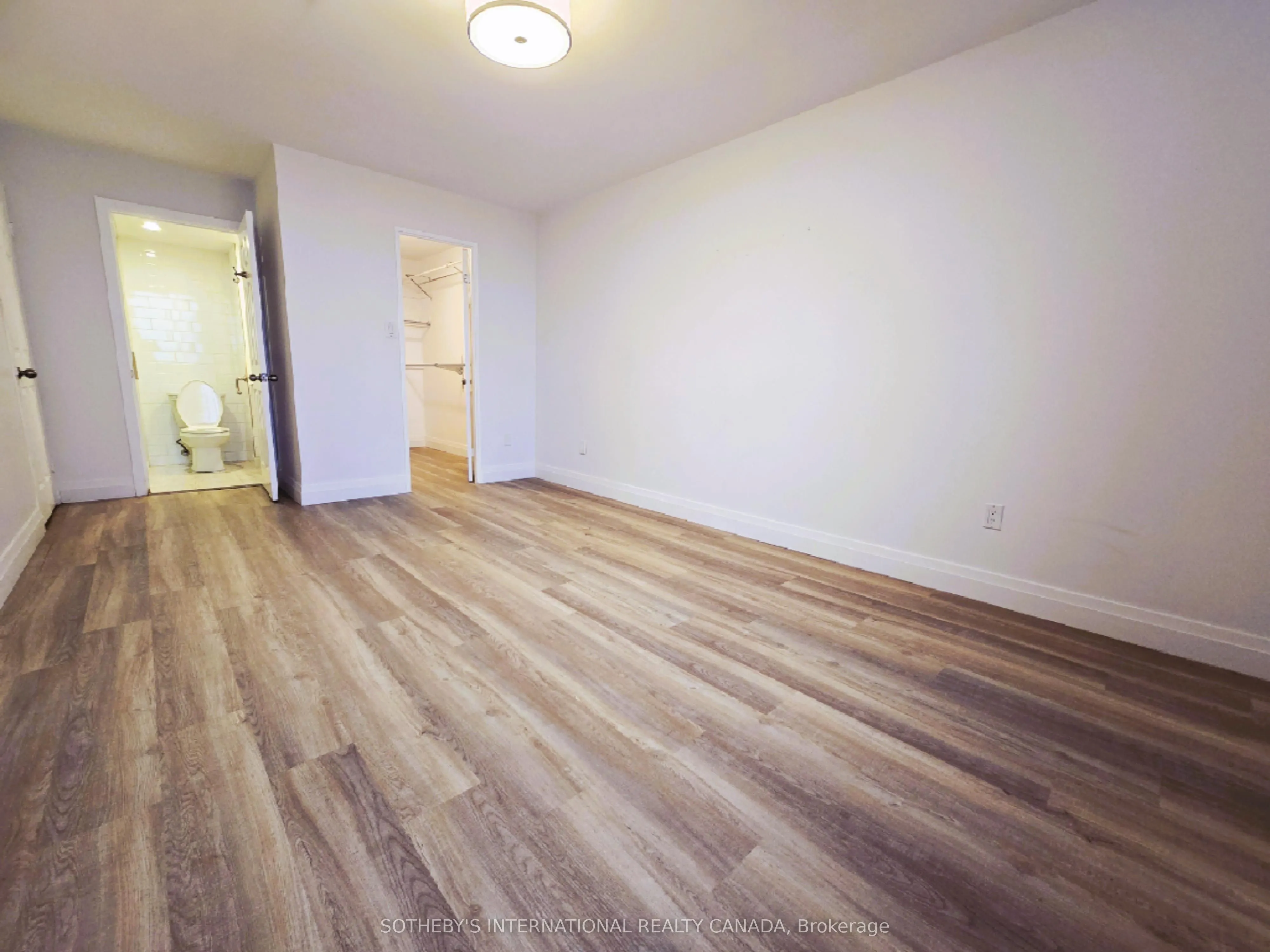 3000 Bathurst Street, #706