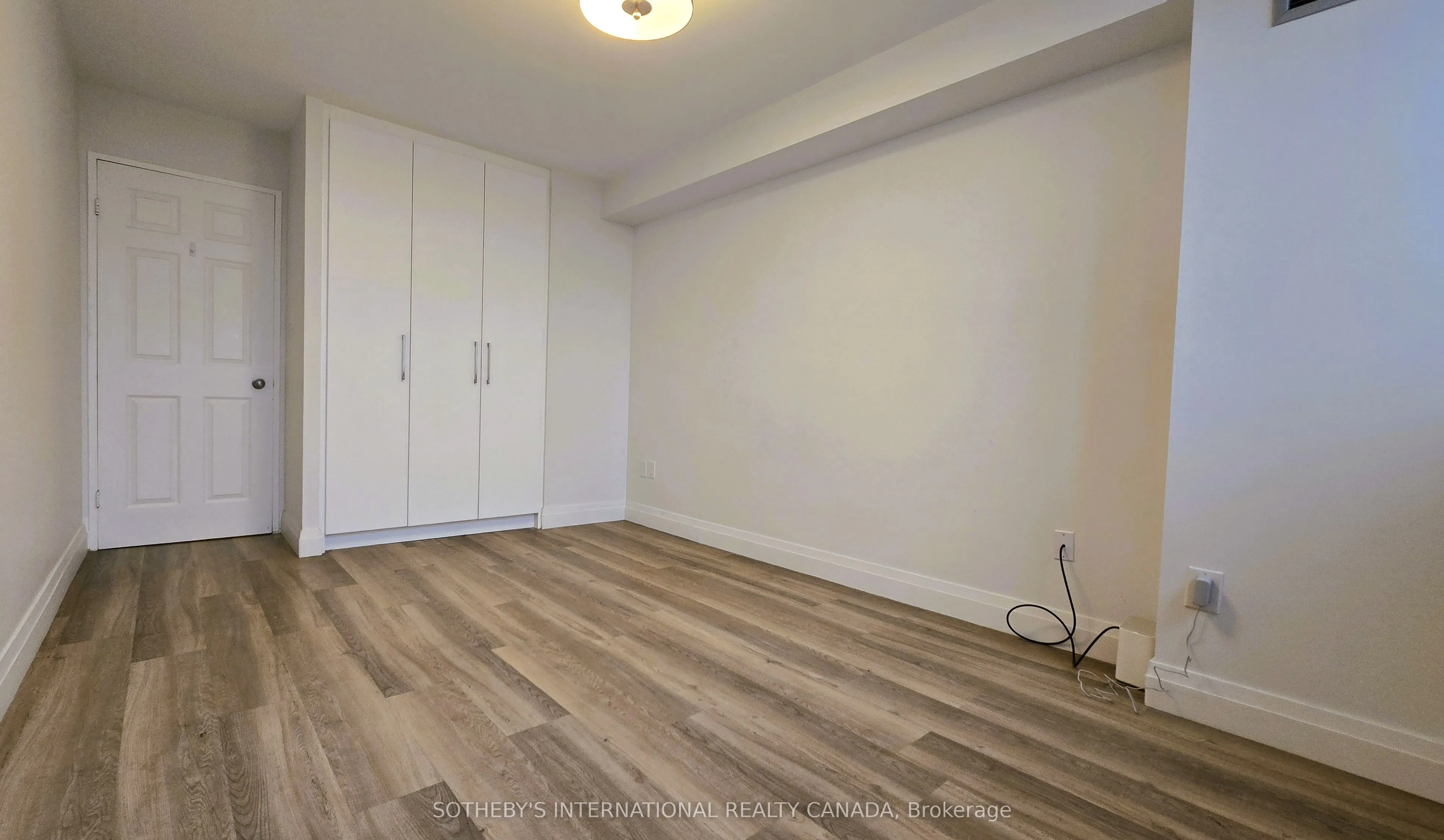 3000 Bathurst Street, #706
