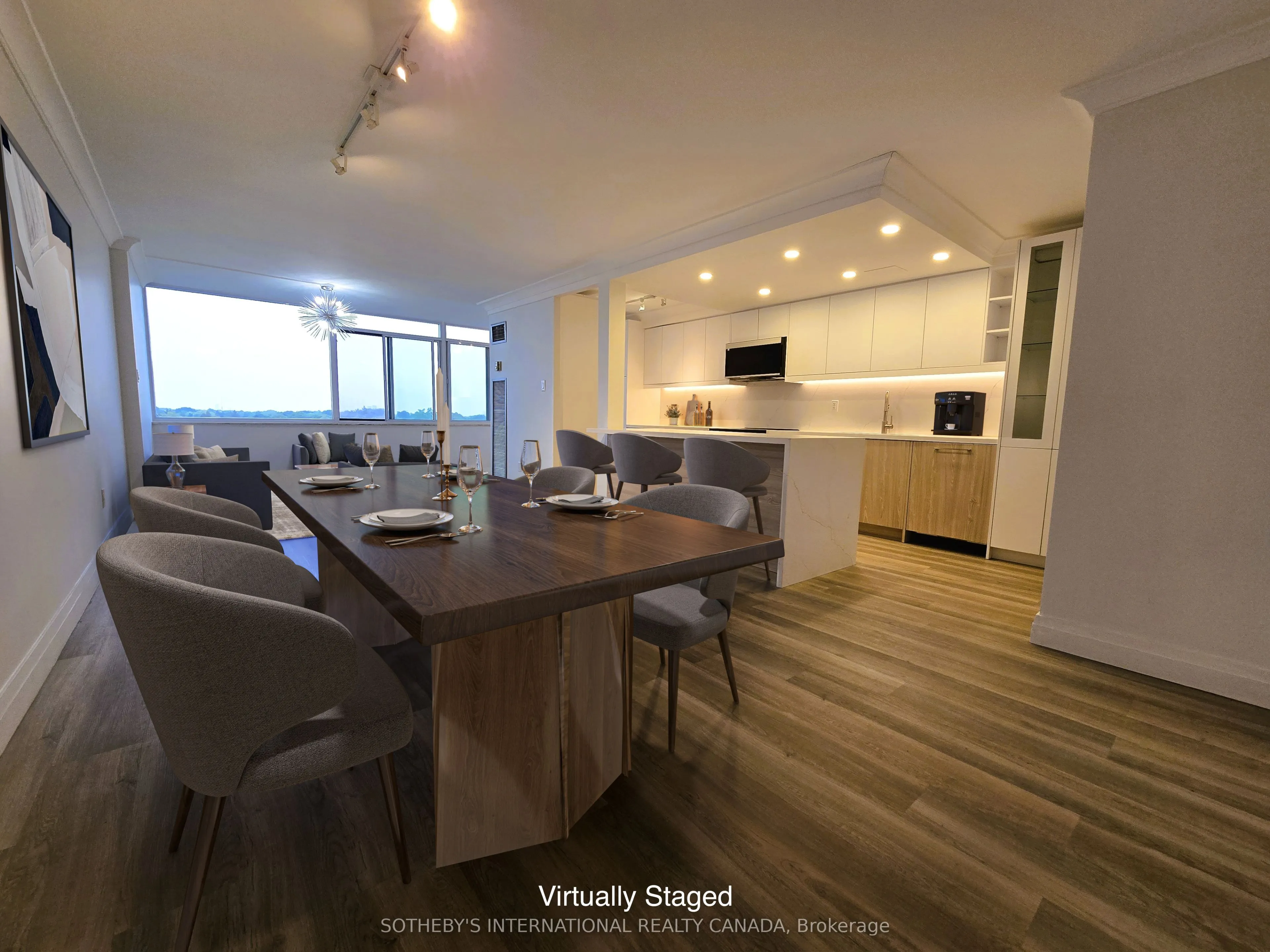 3000 Bathurst Street, #706