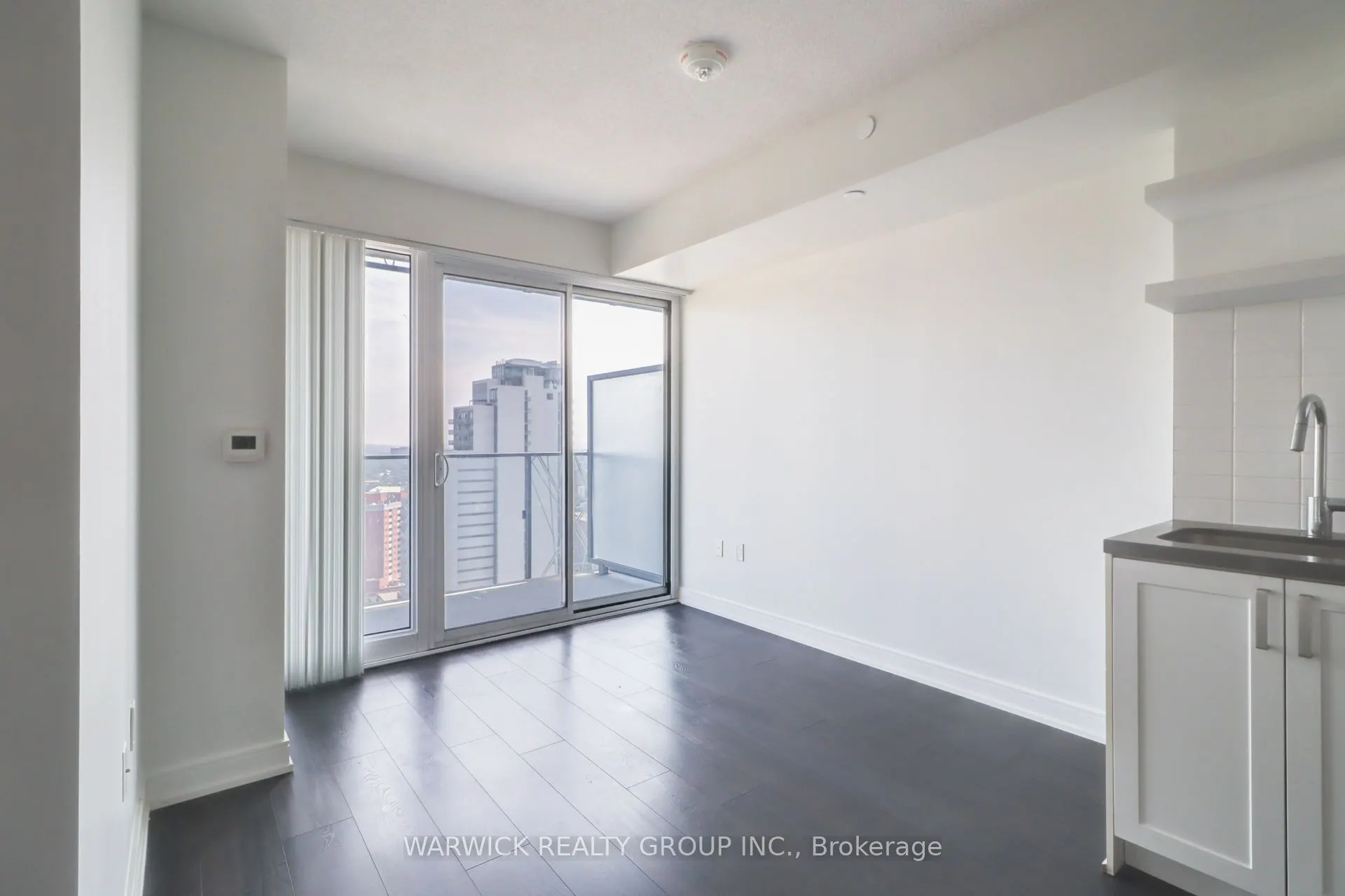 50 Wellesley Street E, #3006