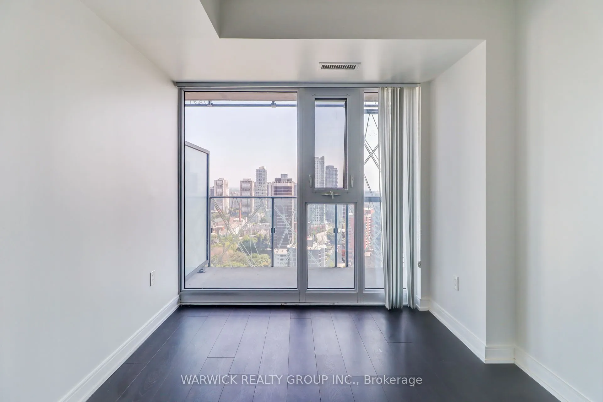 50 Wellesley Street E, #3006
