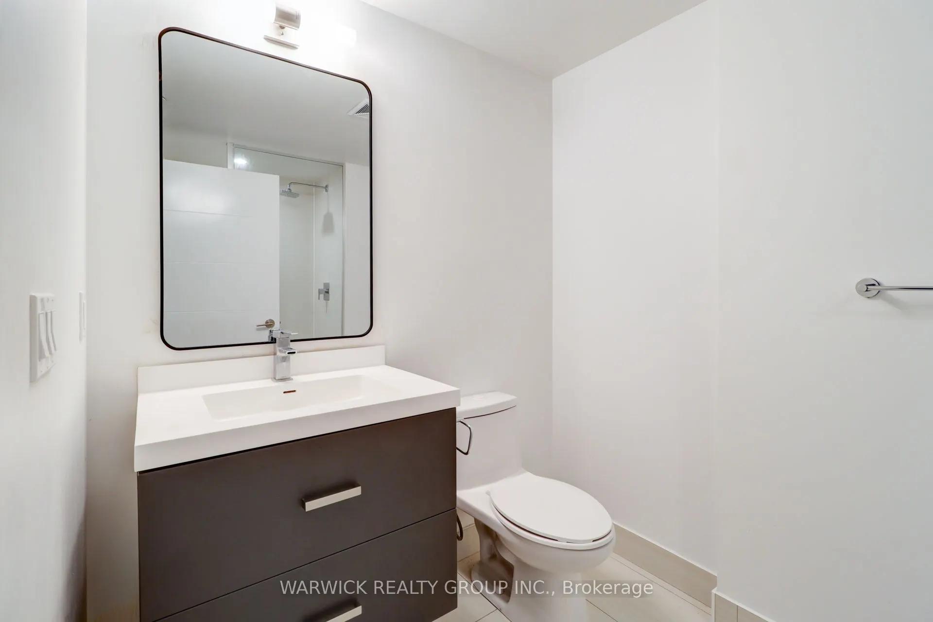 50 Wellesley Street E, #3006