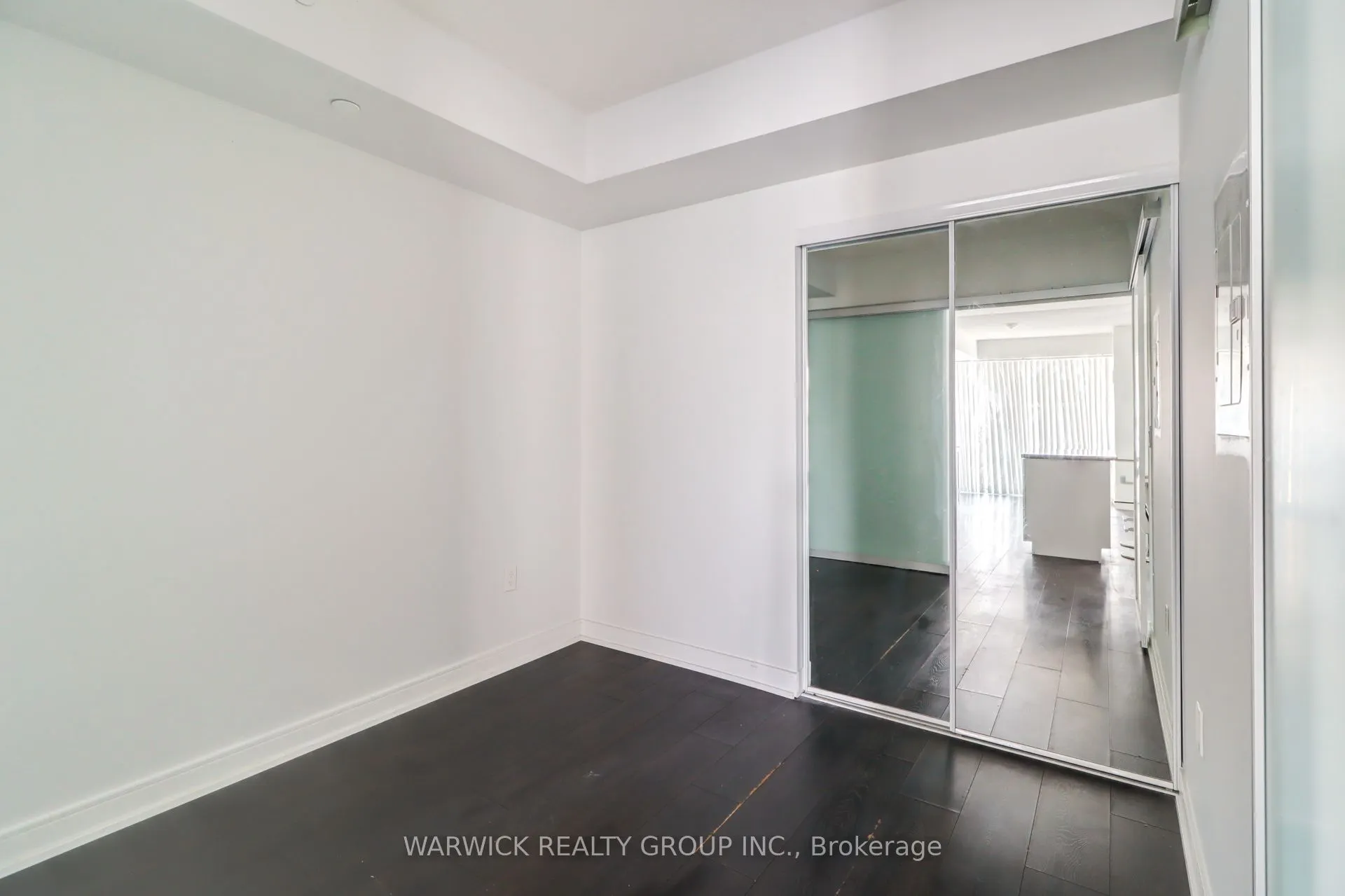 50 Wellesley Street E, #3006