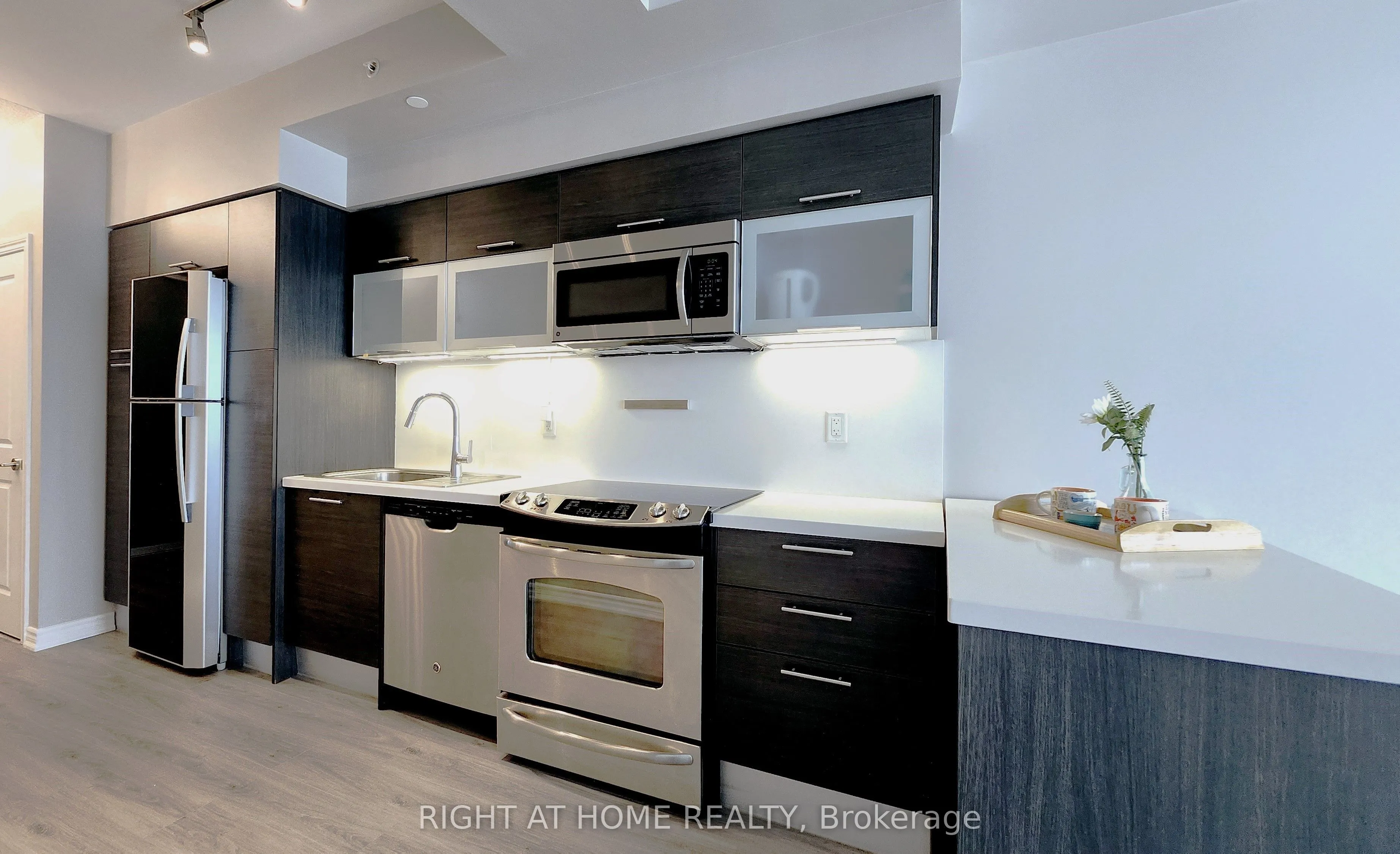 386 Yonge Street, #3901
