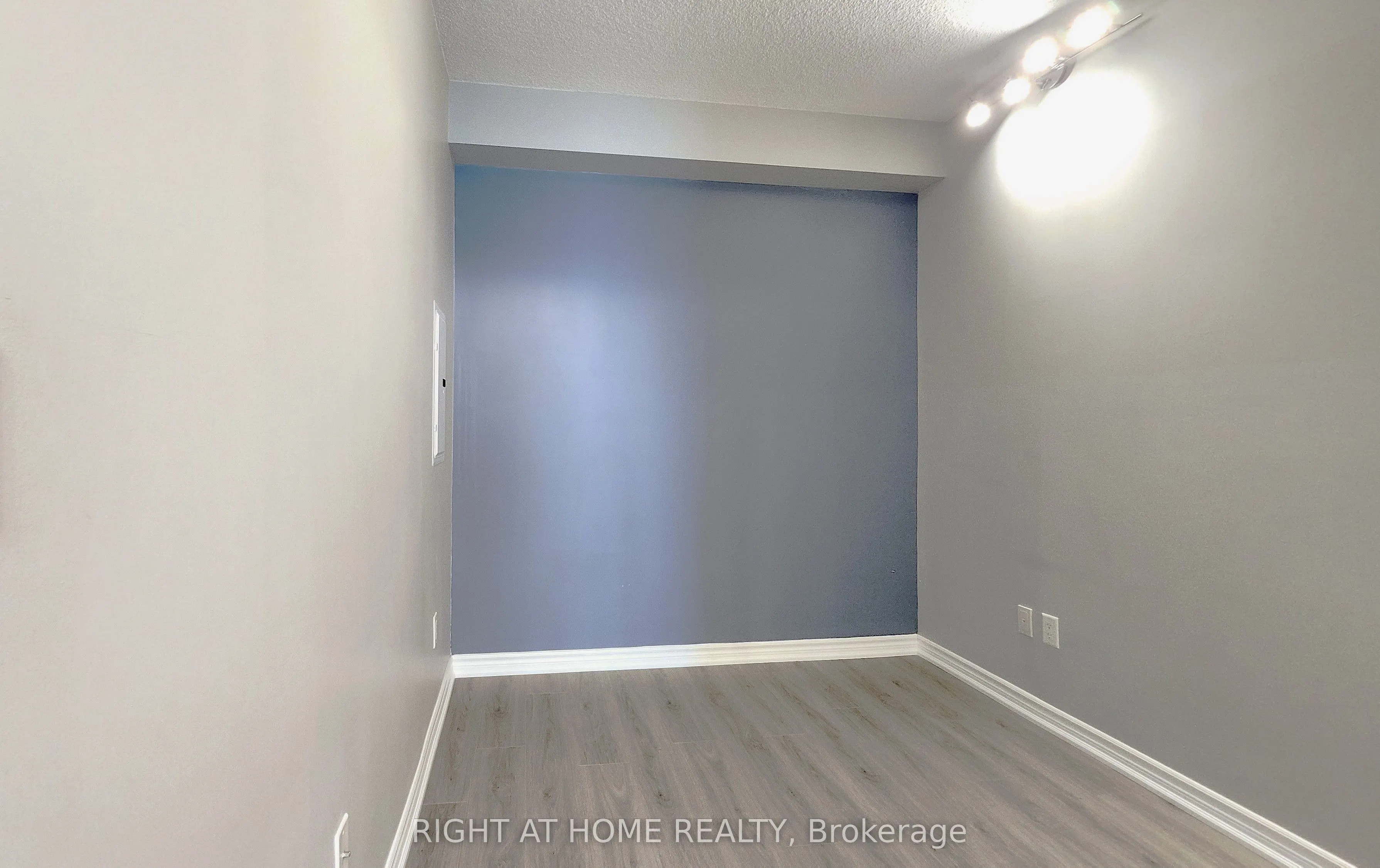 386 Yonge Street, #3901