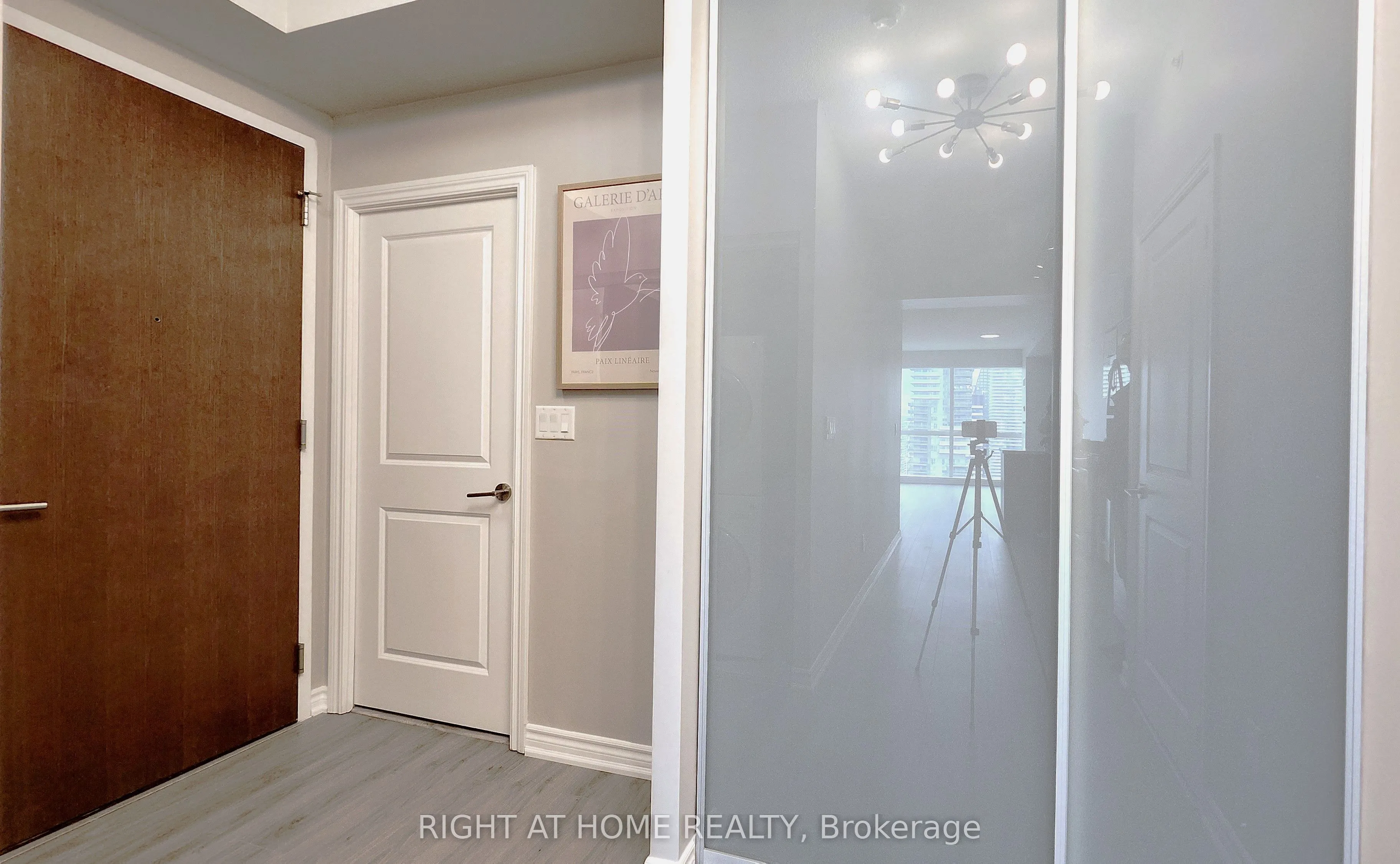 386 Yonge Street, #3901