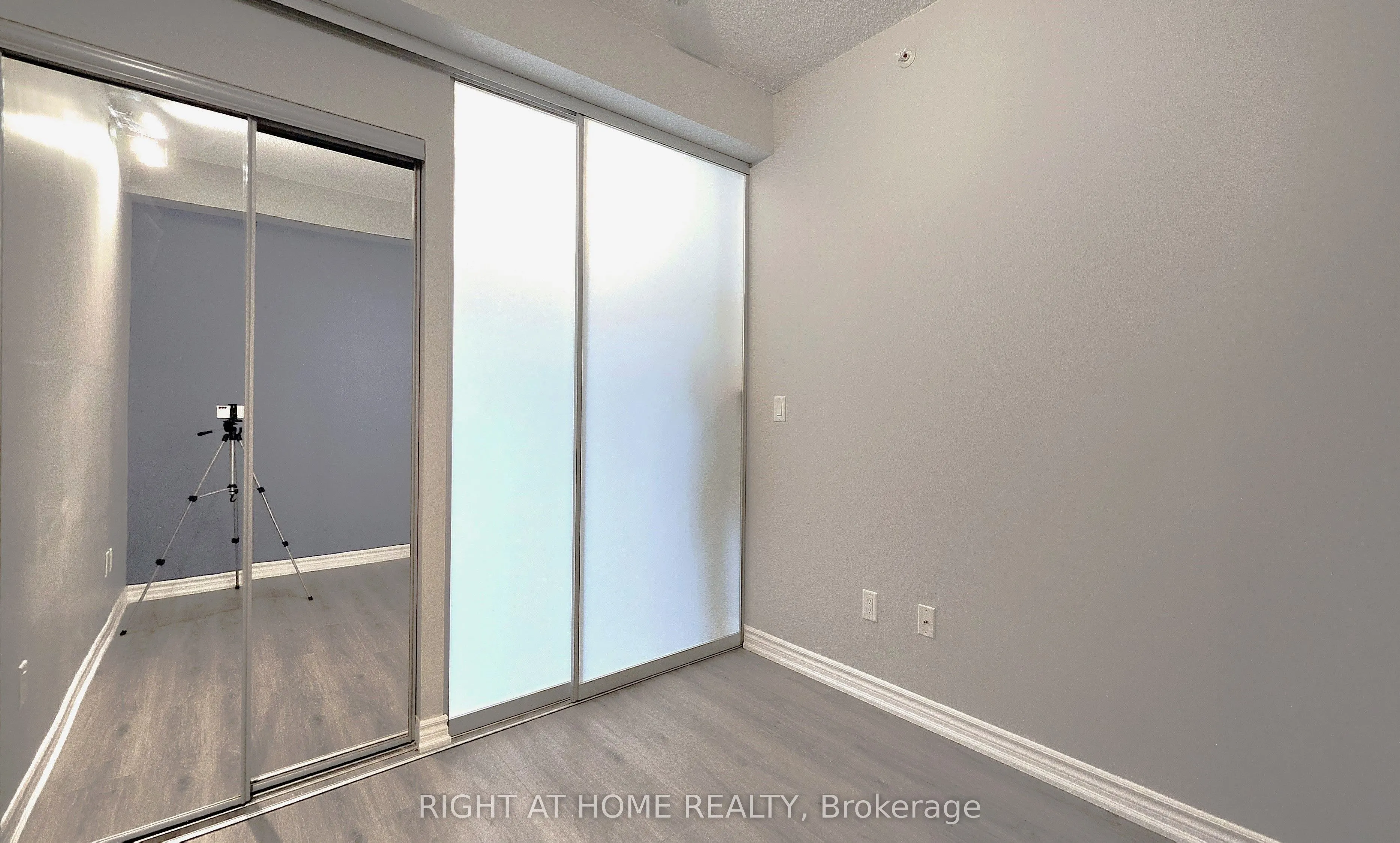 386 Yonge Street, #3901
