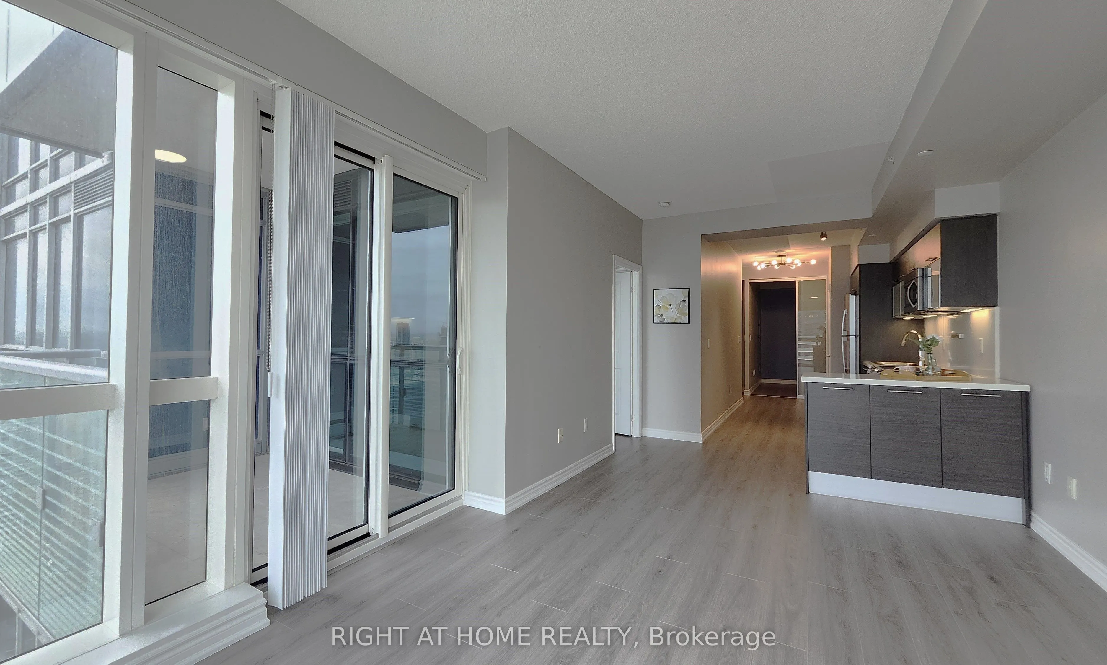 386 Yonge Street, #3901