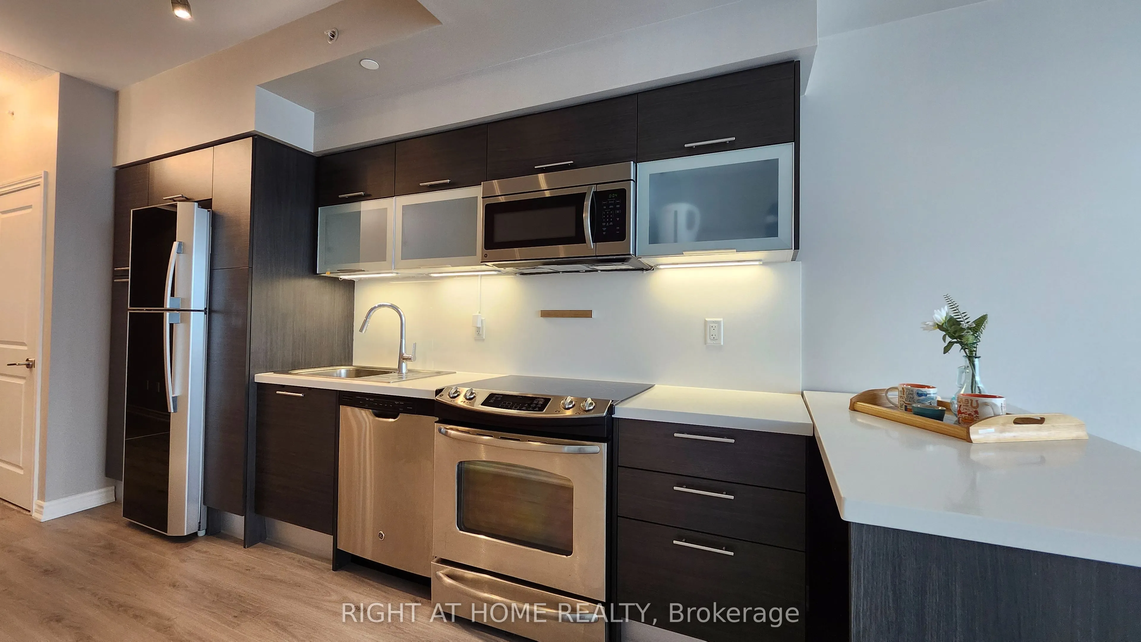 386 Yonge Street, #3901