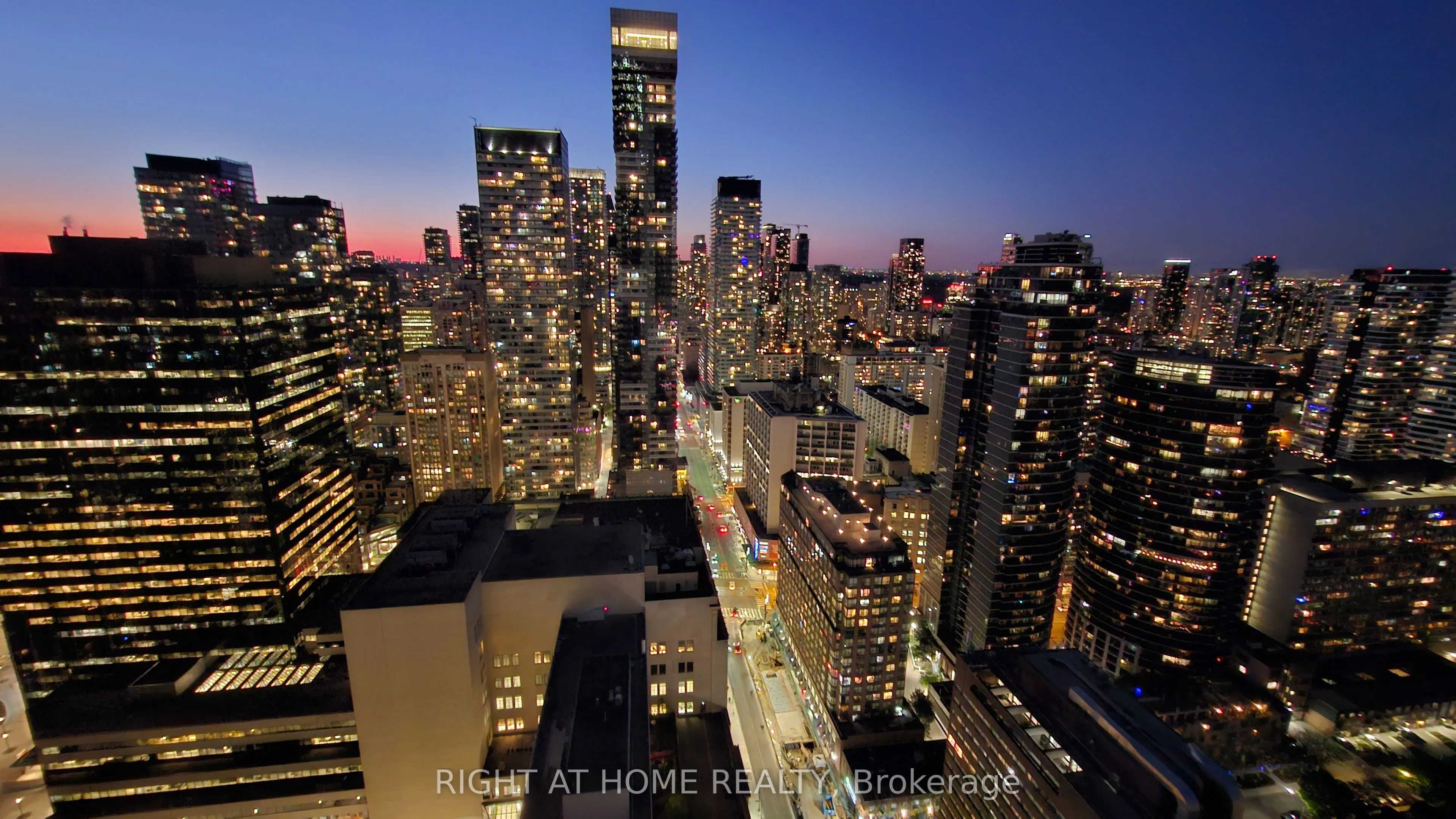 386 Yonge Street, #3901