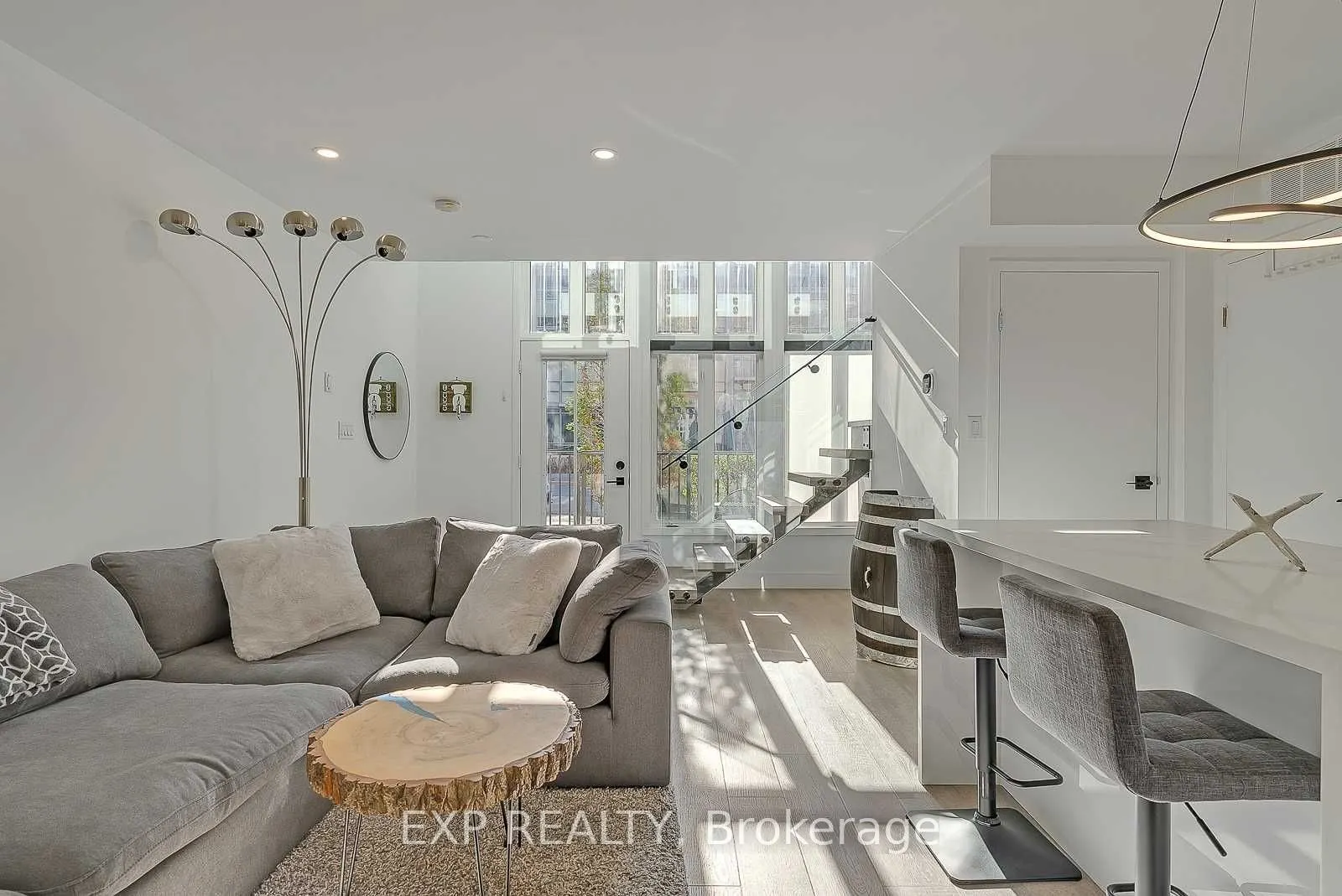 50 East Liberty Street, #1111