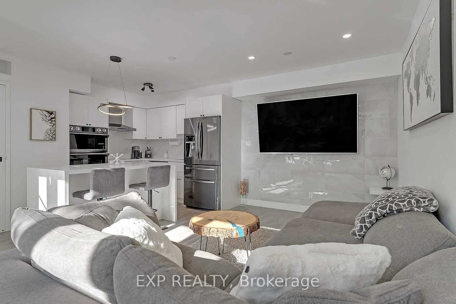 50 East Liberty Street, #1111
