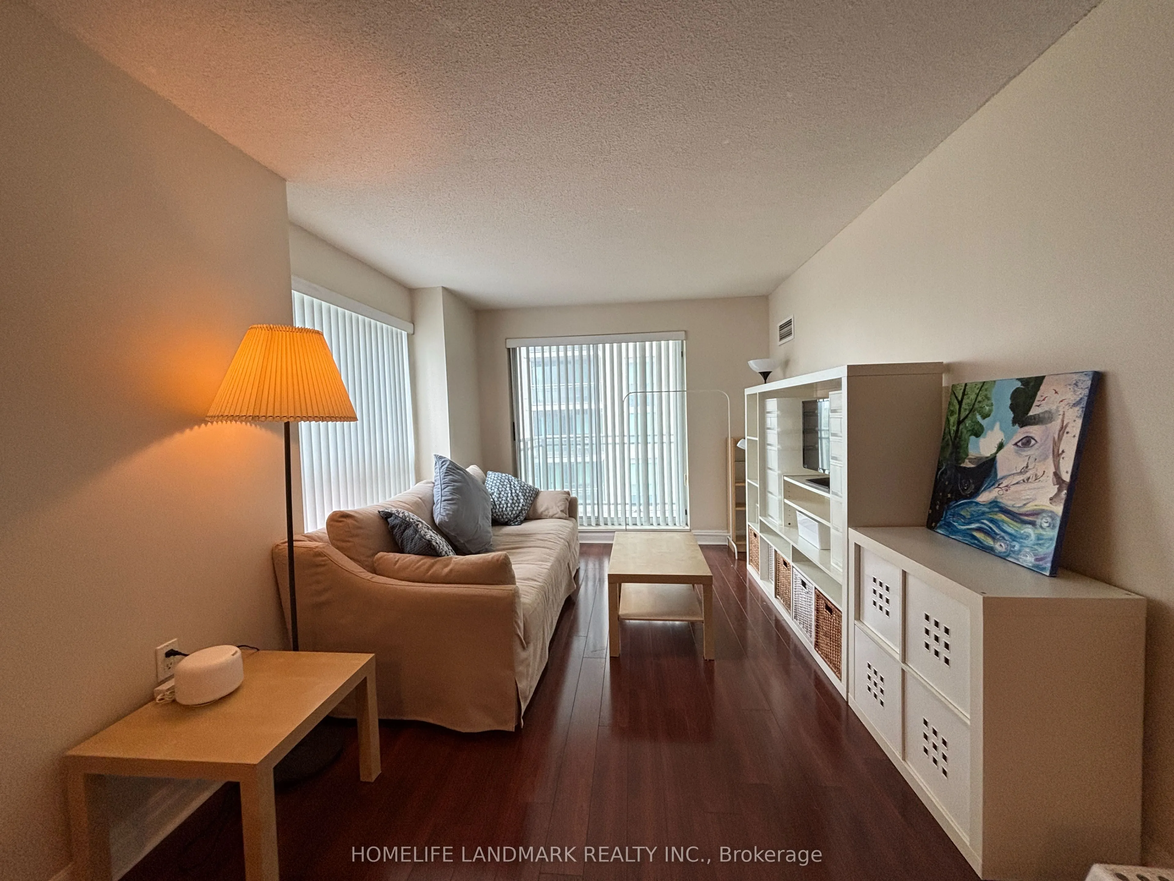 21 Hillcrest Avenue, #902