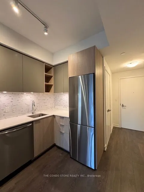 30 Ordnance Street, #705