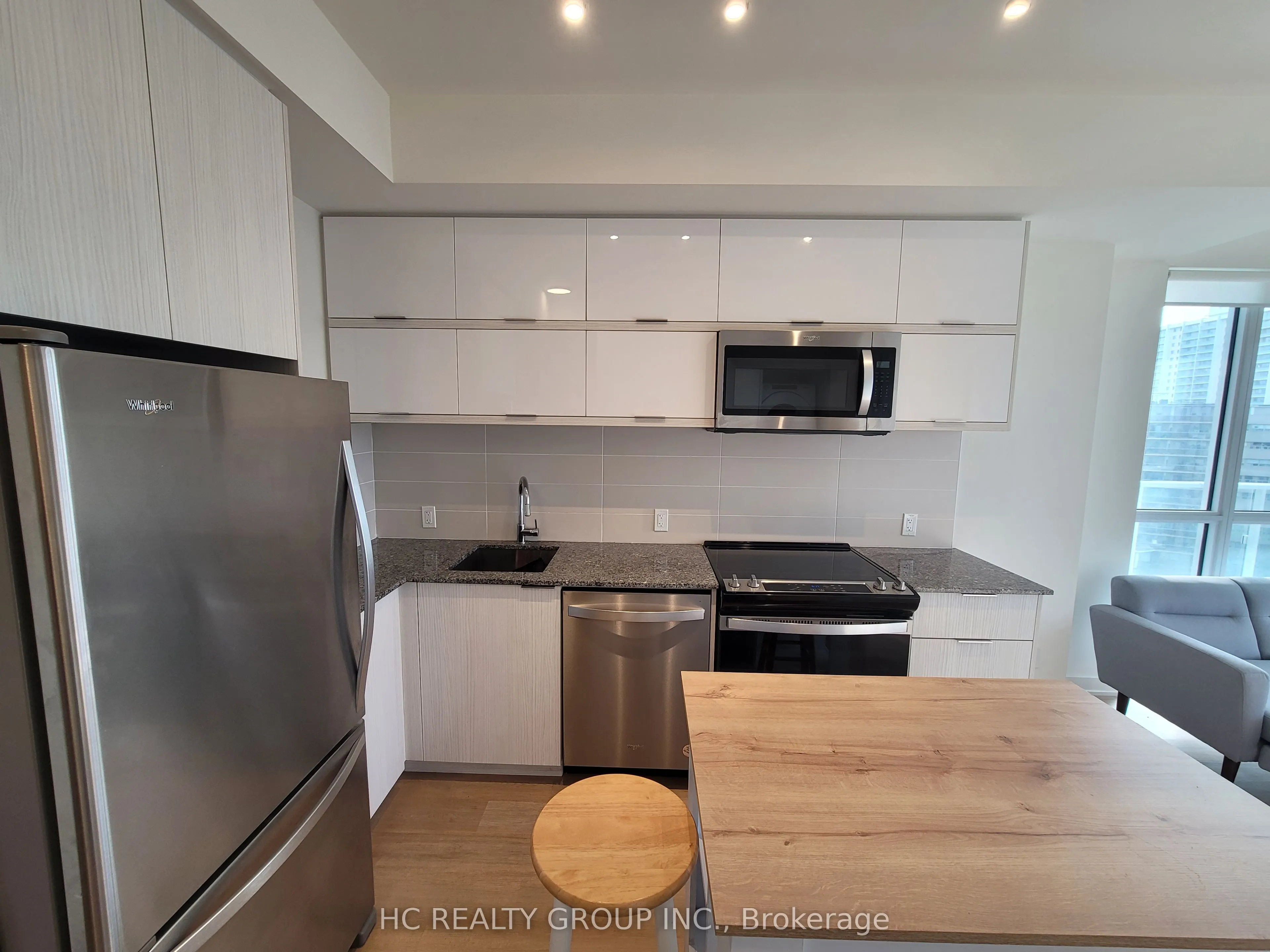 10 Deerlick Court, #908