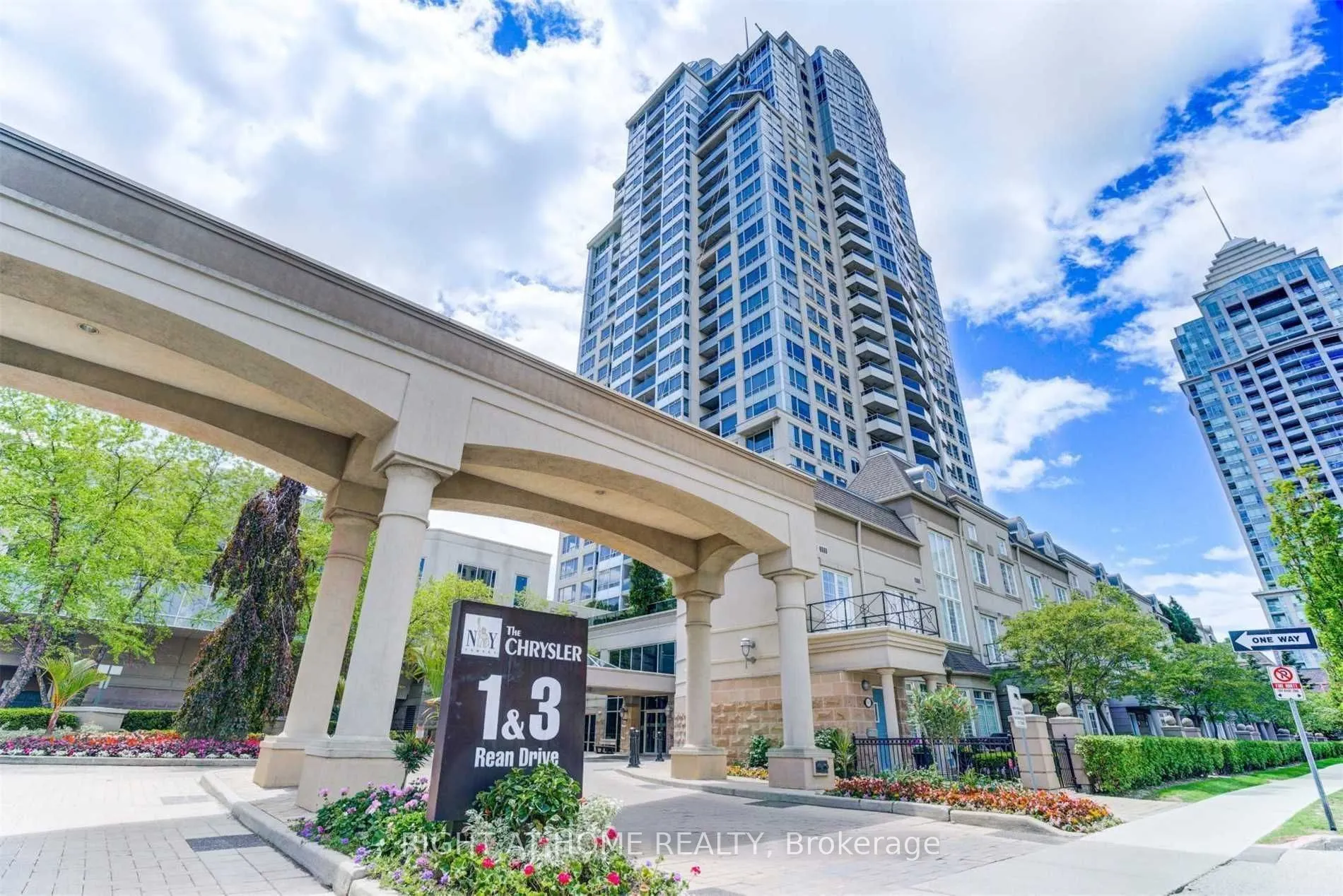 1 Rean Drive, #2207