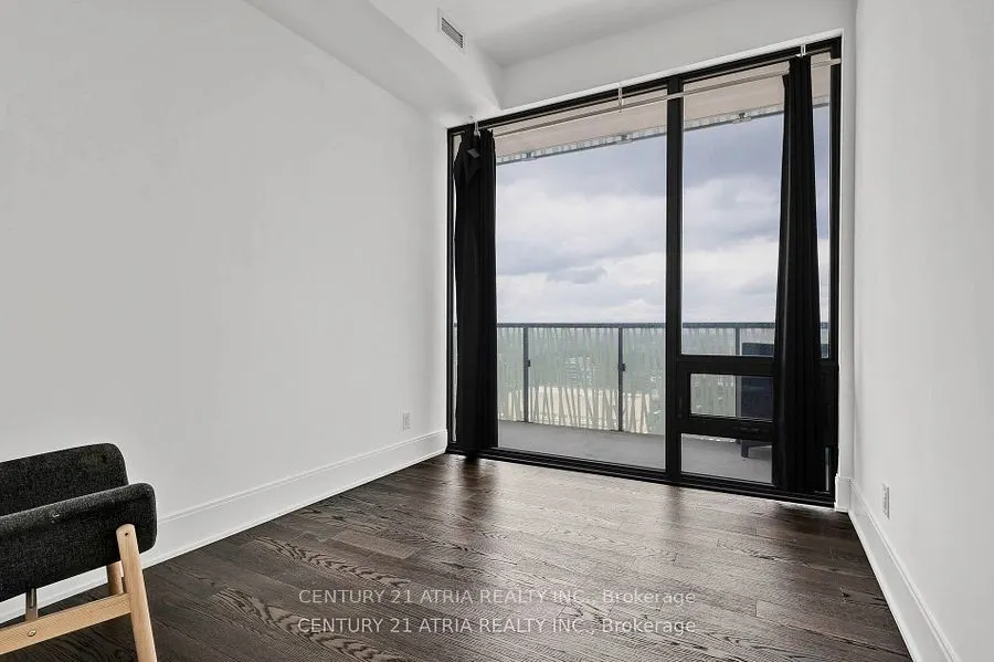 50 Charles St Street E, #4906