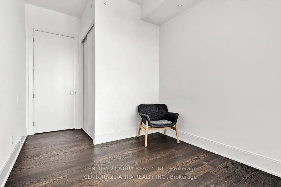 50 Charles St Street E, #4906