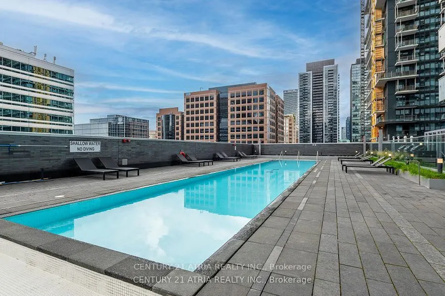 50 Charles St Street E, #4906
