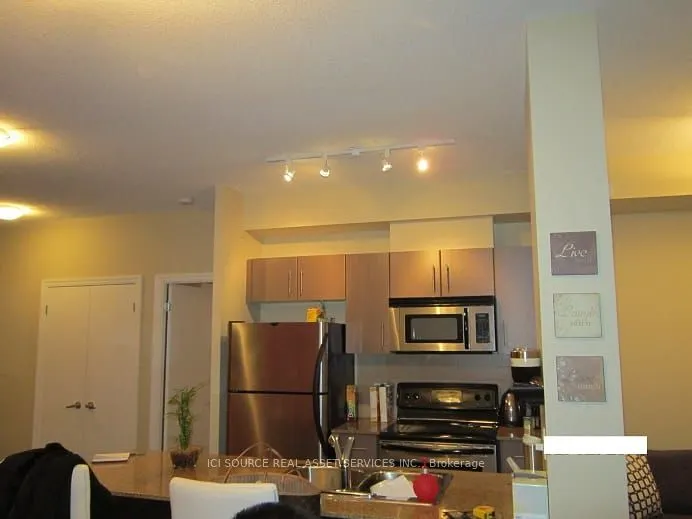 12 Yonge Street, #2004