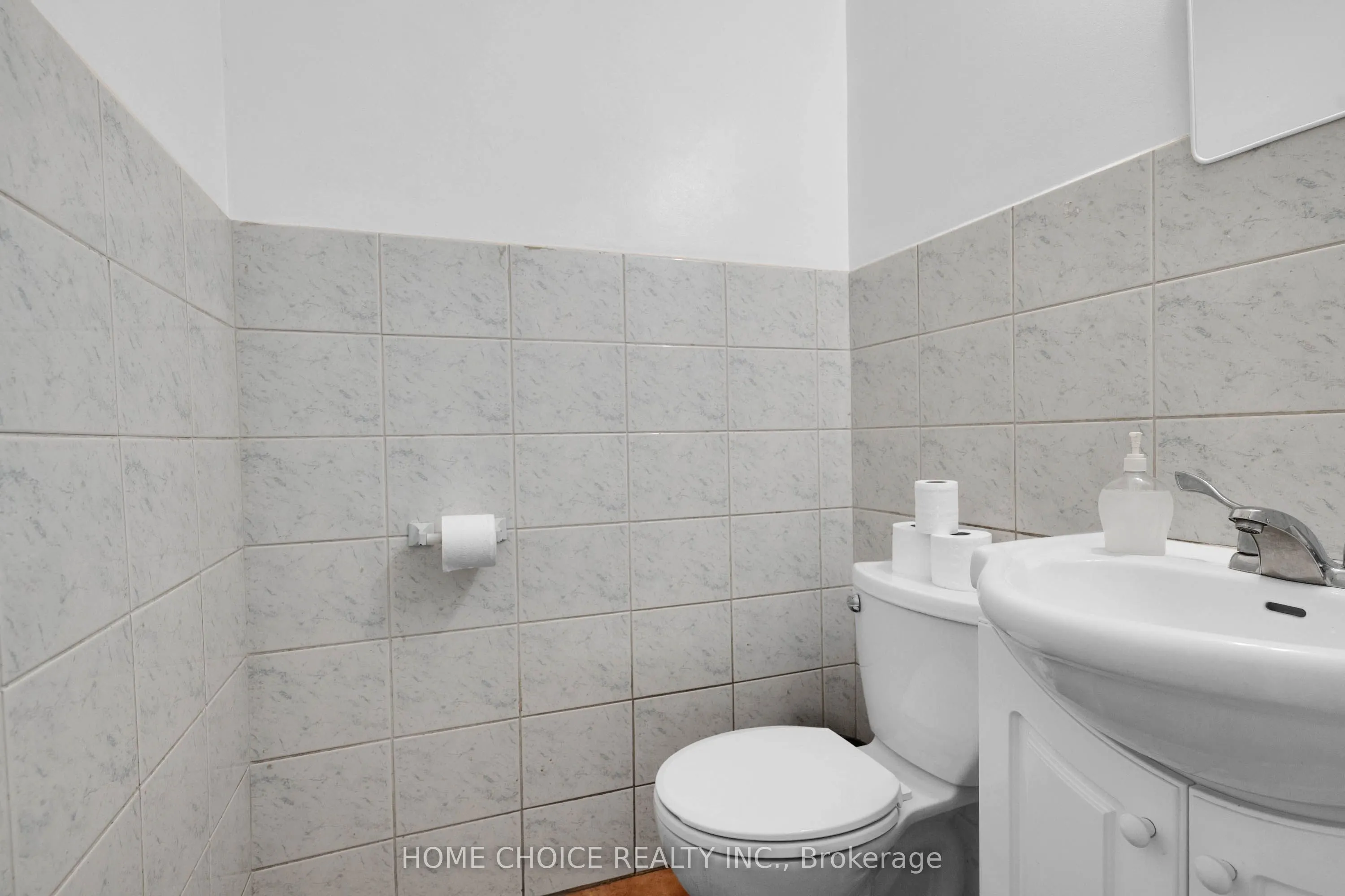 788 St.Clair Avenue W