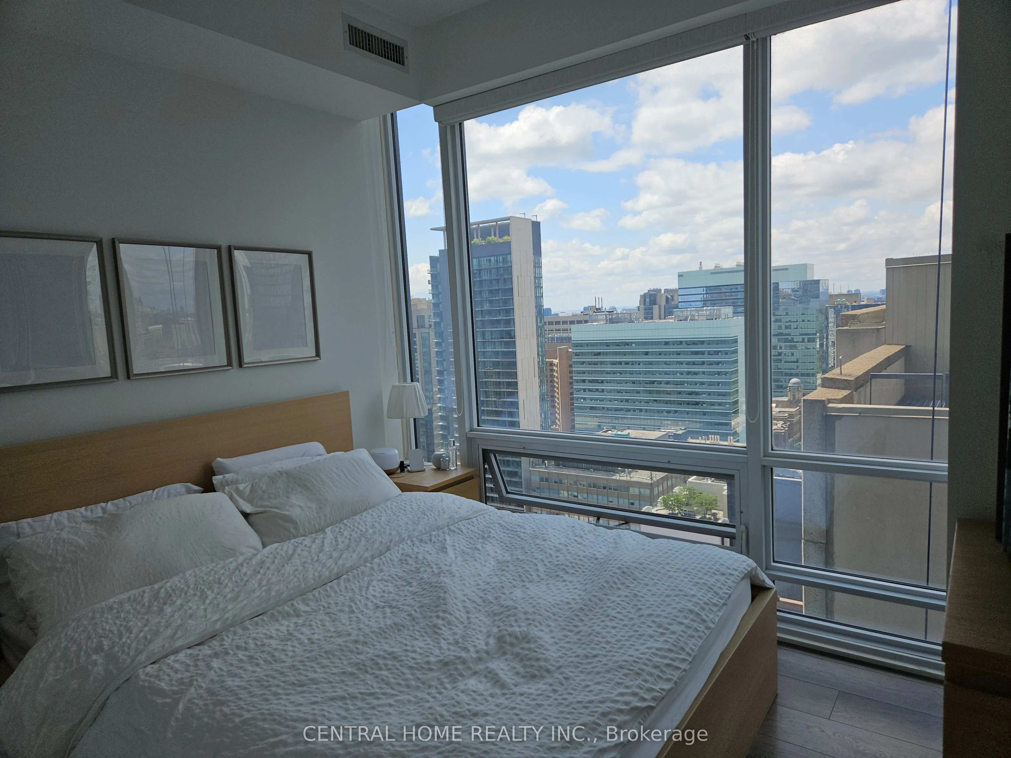 15 Grenville Street, #2603