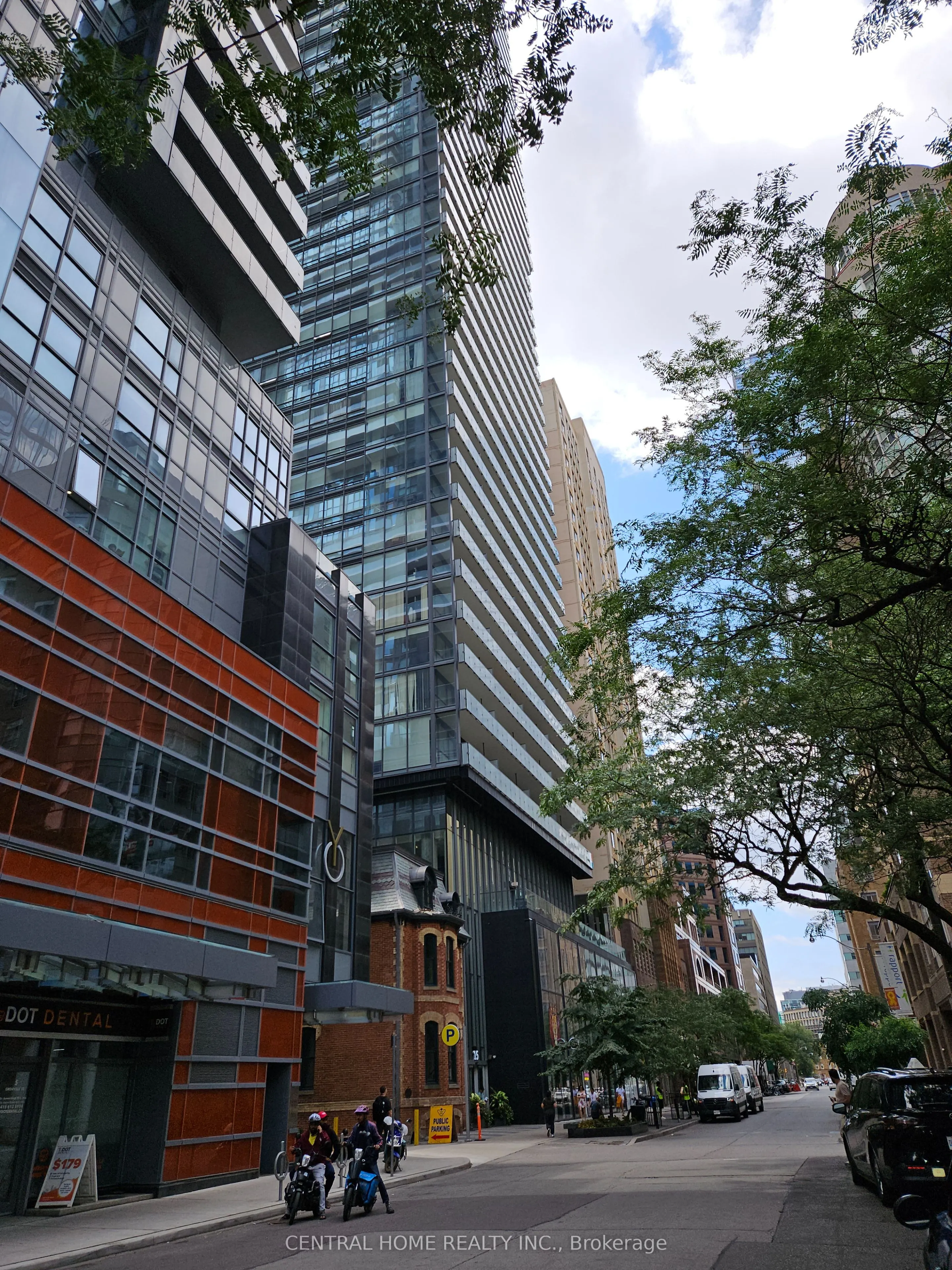 15 Grenville Street, #2603
