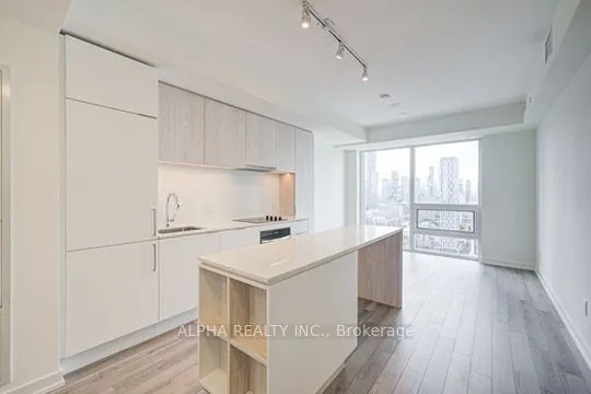 89 Church Street, #4104