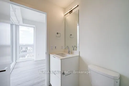 89 Church Street, #4104