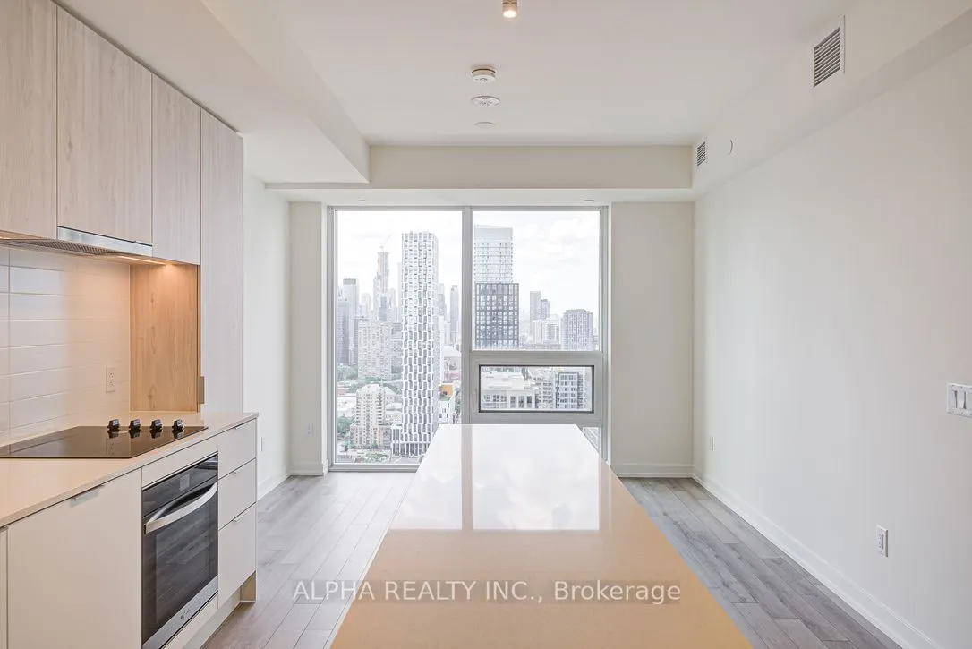 89 Church Street, #4104