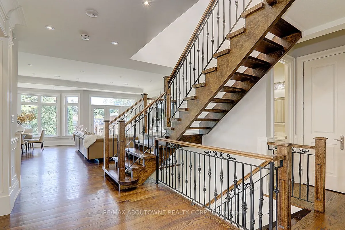 69 Heathview Avenue