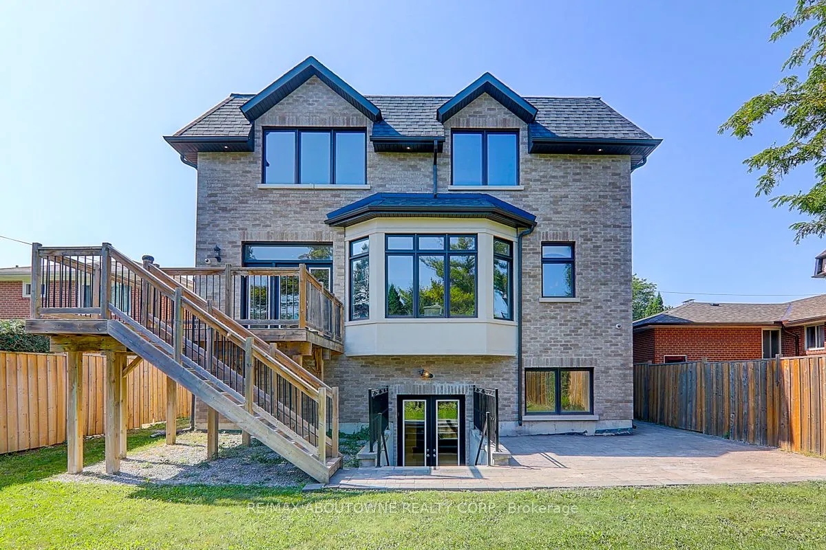 69 Heathview Avenue
