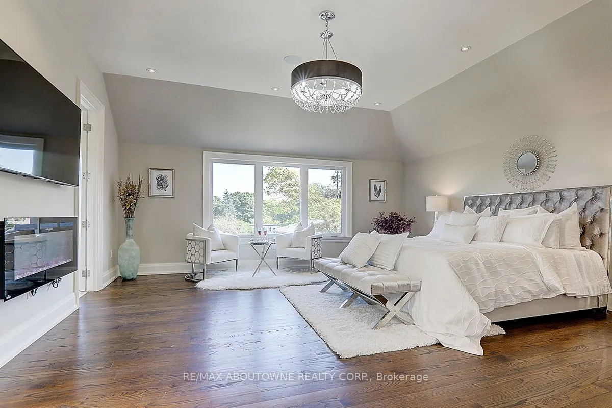 69 Heathview Avenue