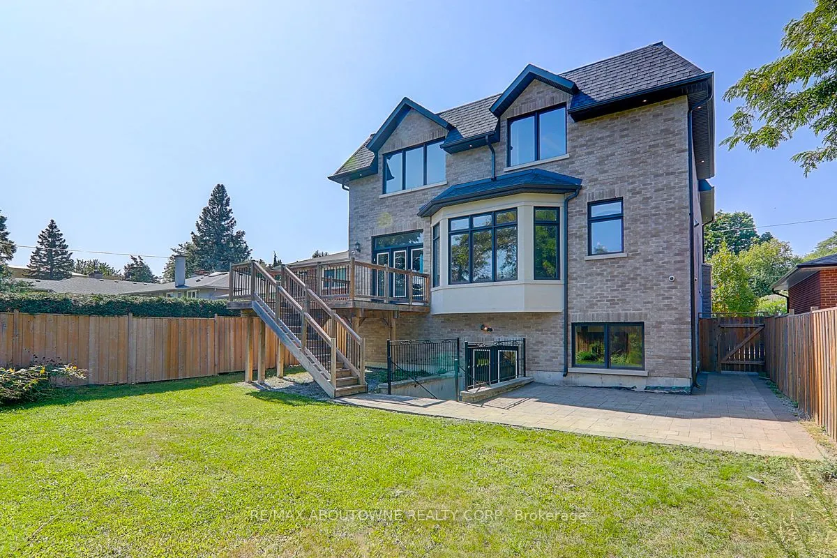 69 Heathview Avenue