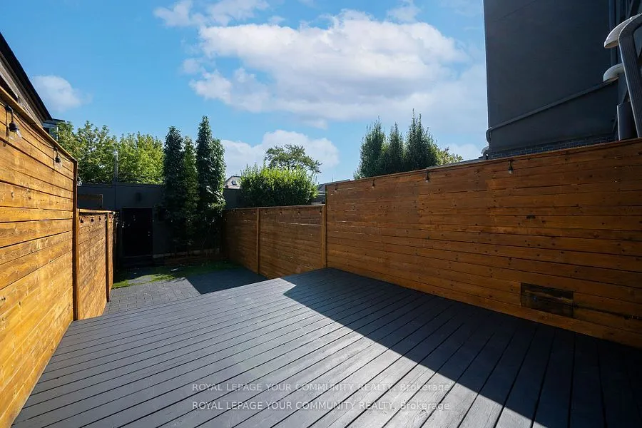 257 Roxton Road