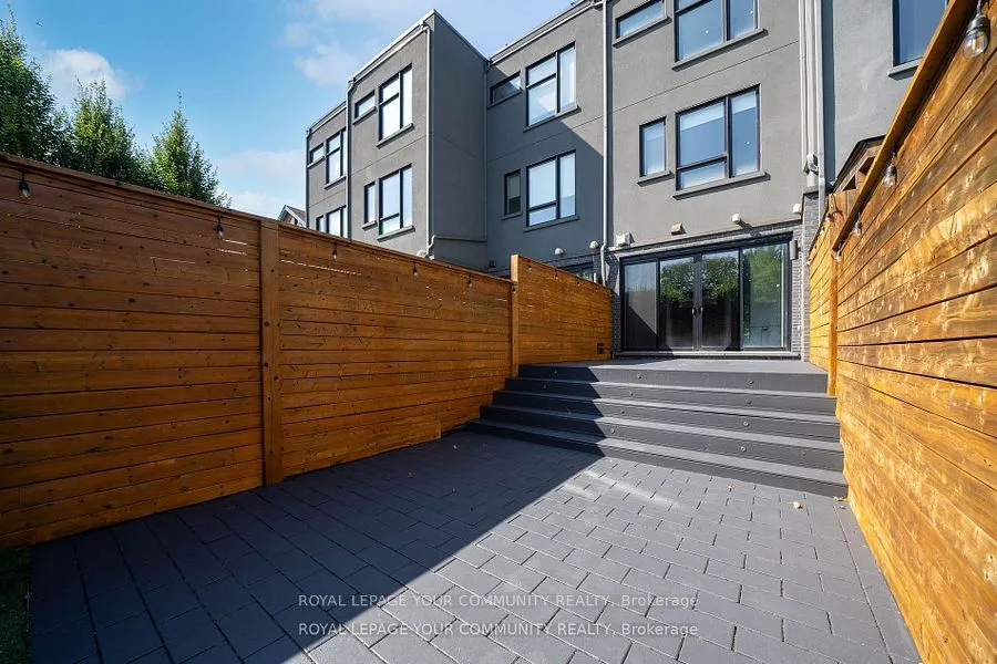 257 Roxton Road