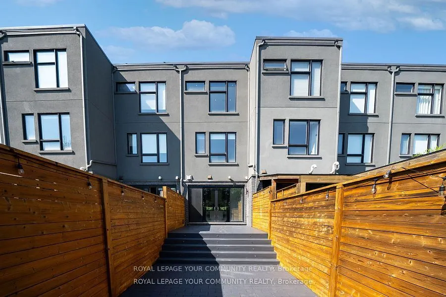 257 Roxton Road