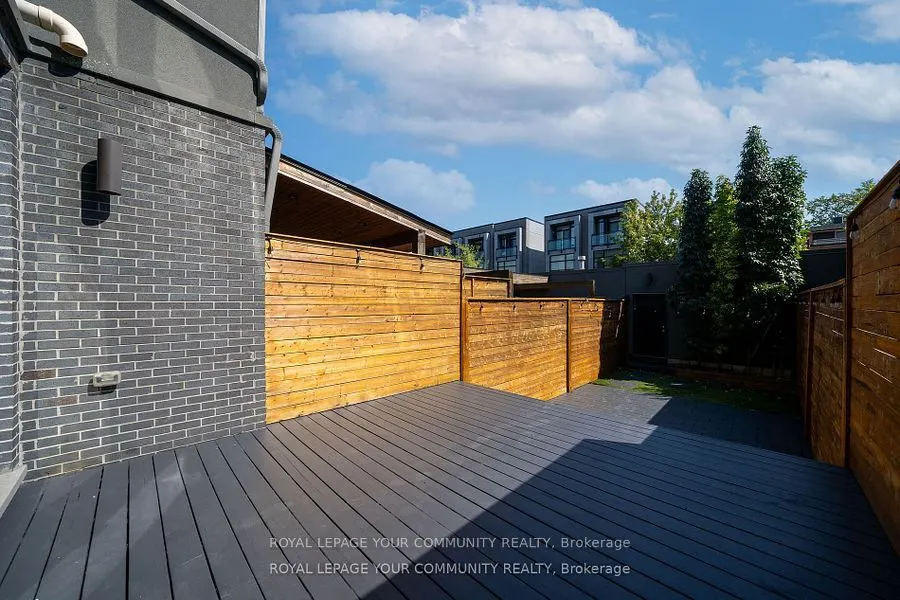 257 Roxton Road