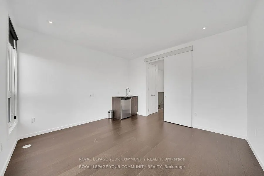 257 Roxton Road