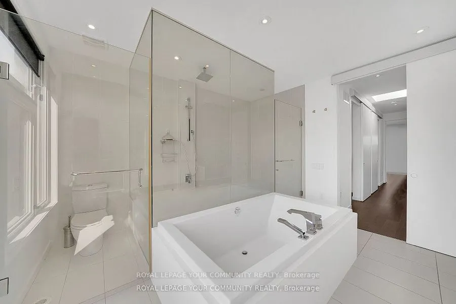 257 Roxton Road