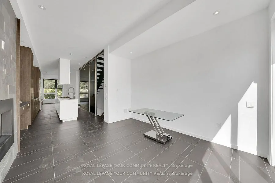 257 Roxton Road