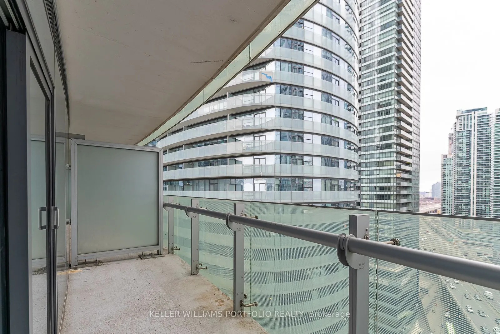 12 York Street, #1801