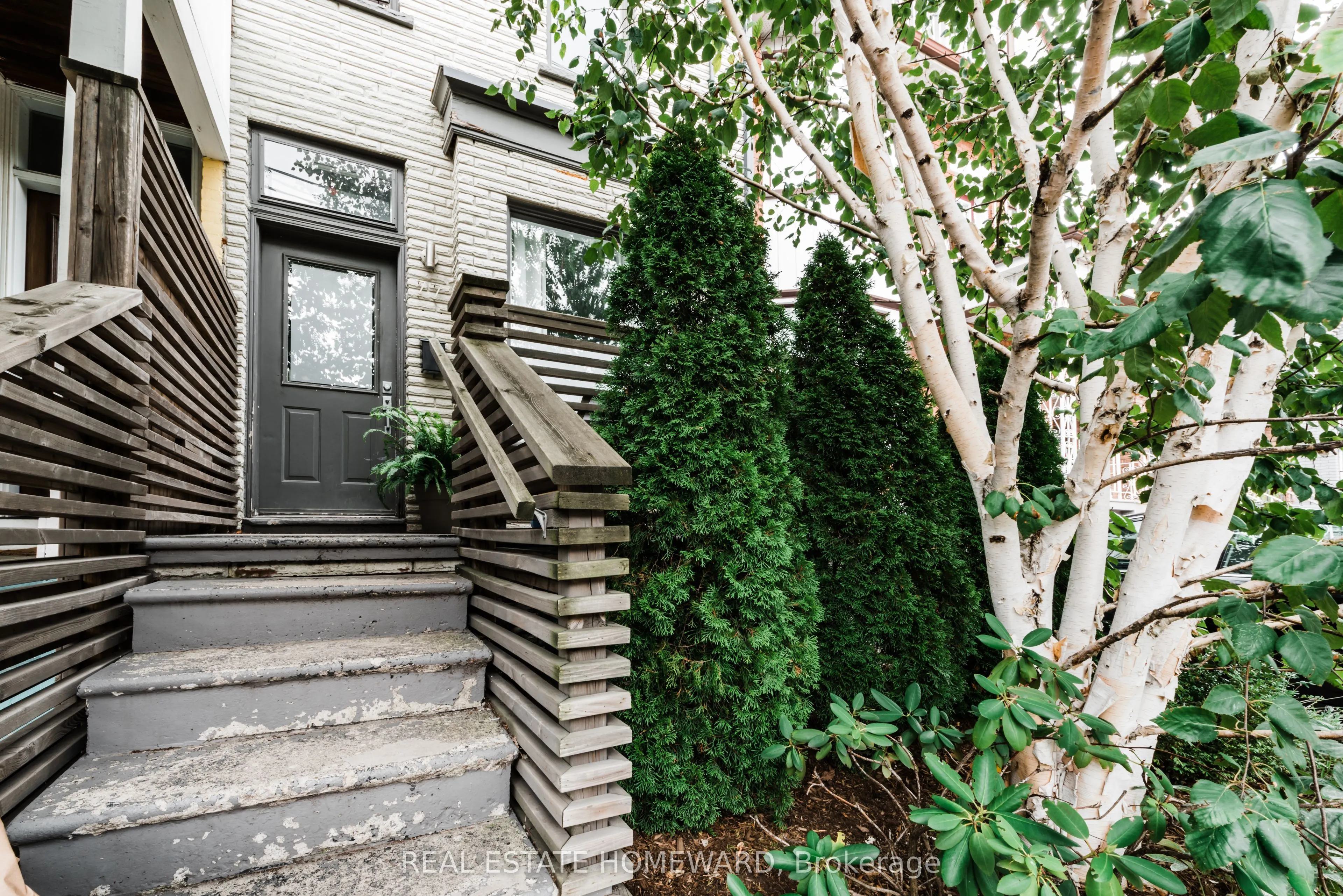77 Claremont Street