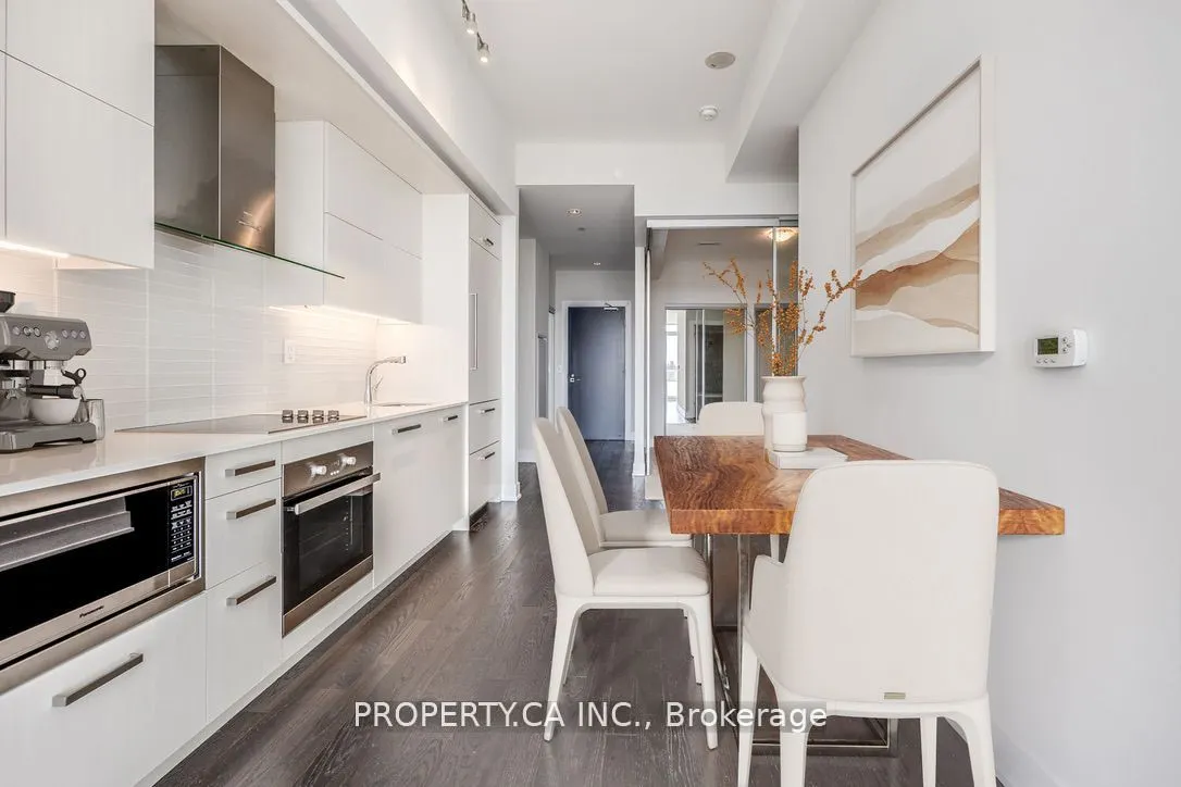 3018 Yonge Street, #1010