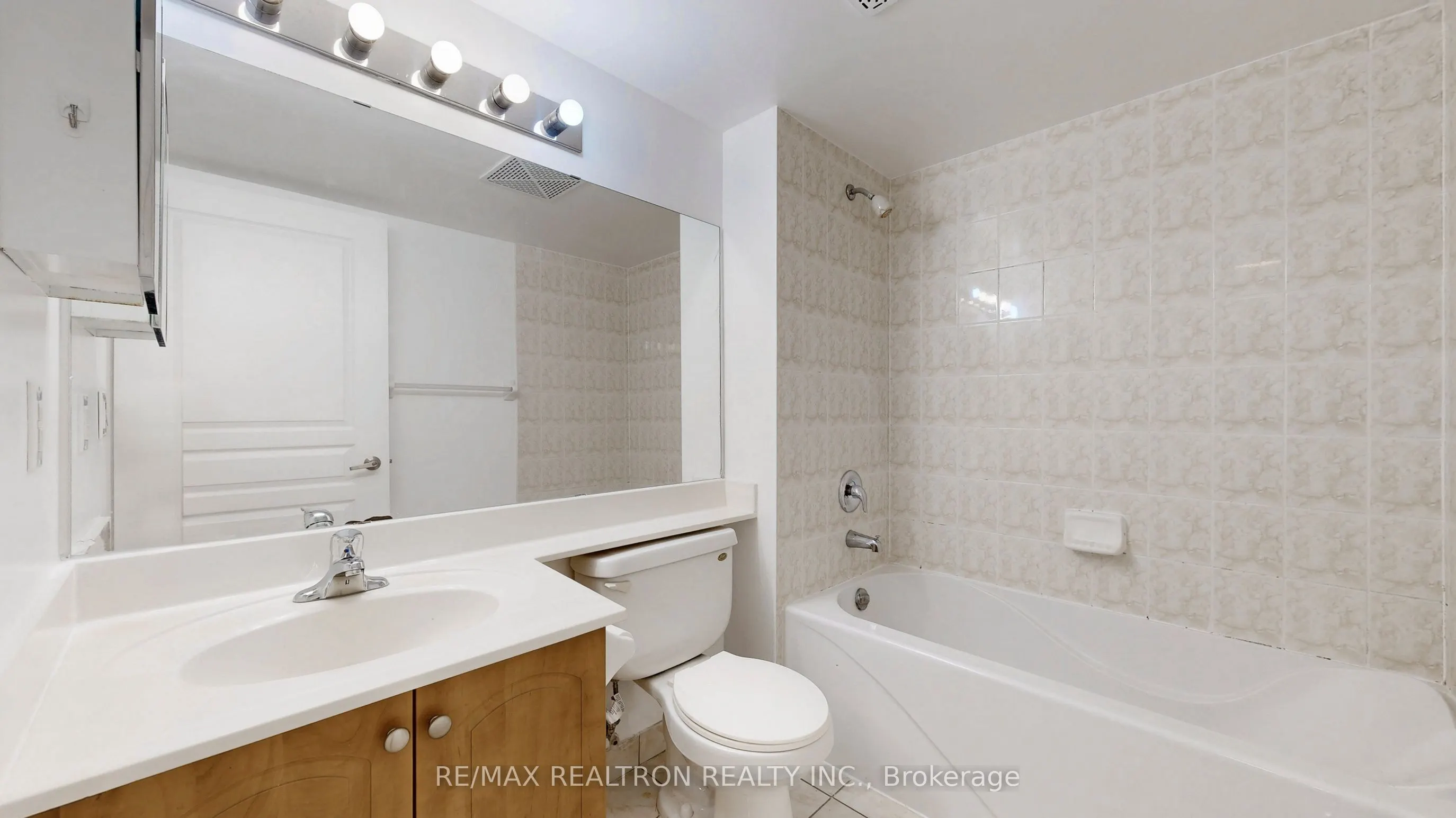 503 Beecroft Road, #219