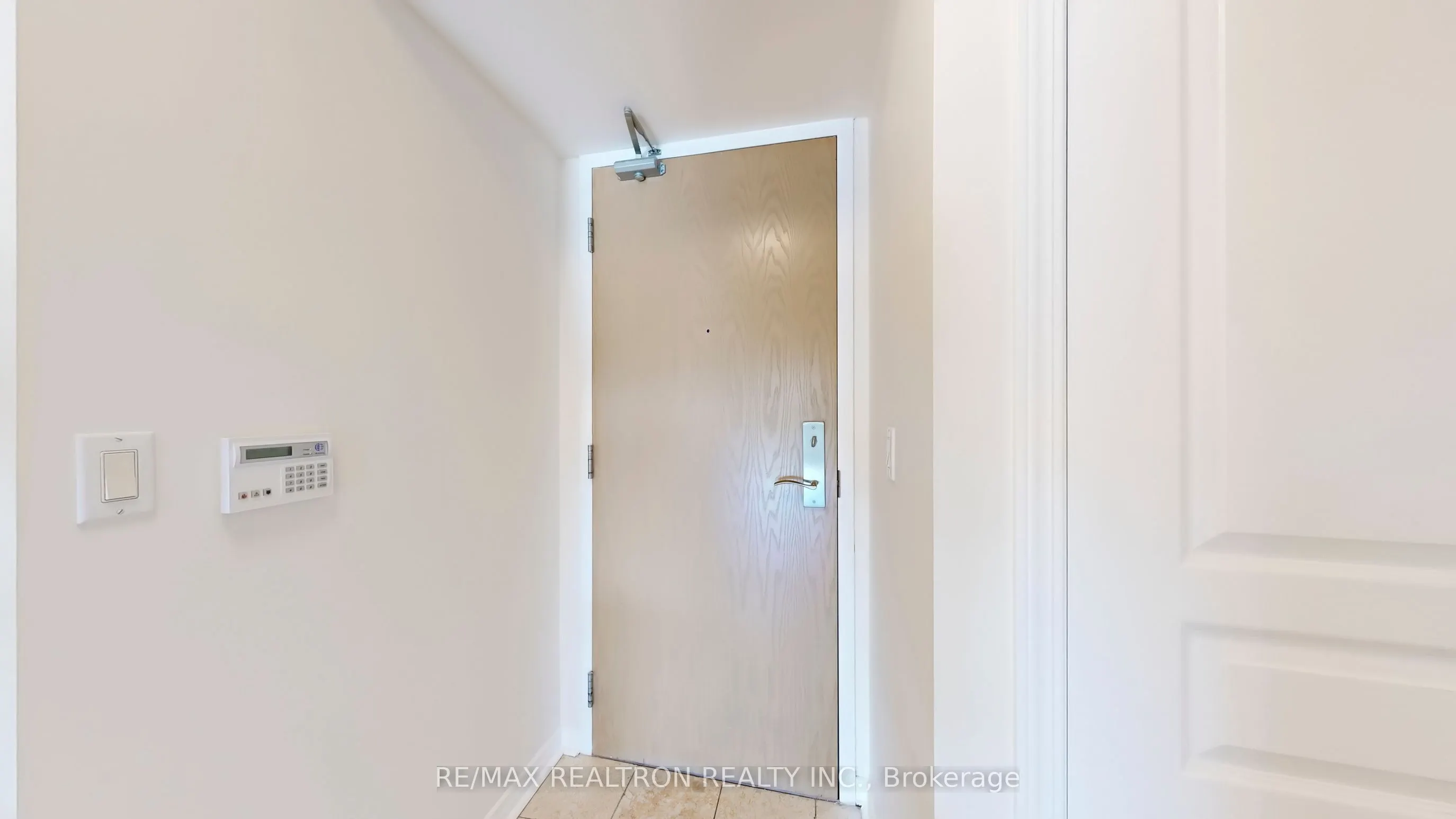 503 Beecroft Road, #219