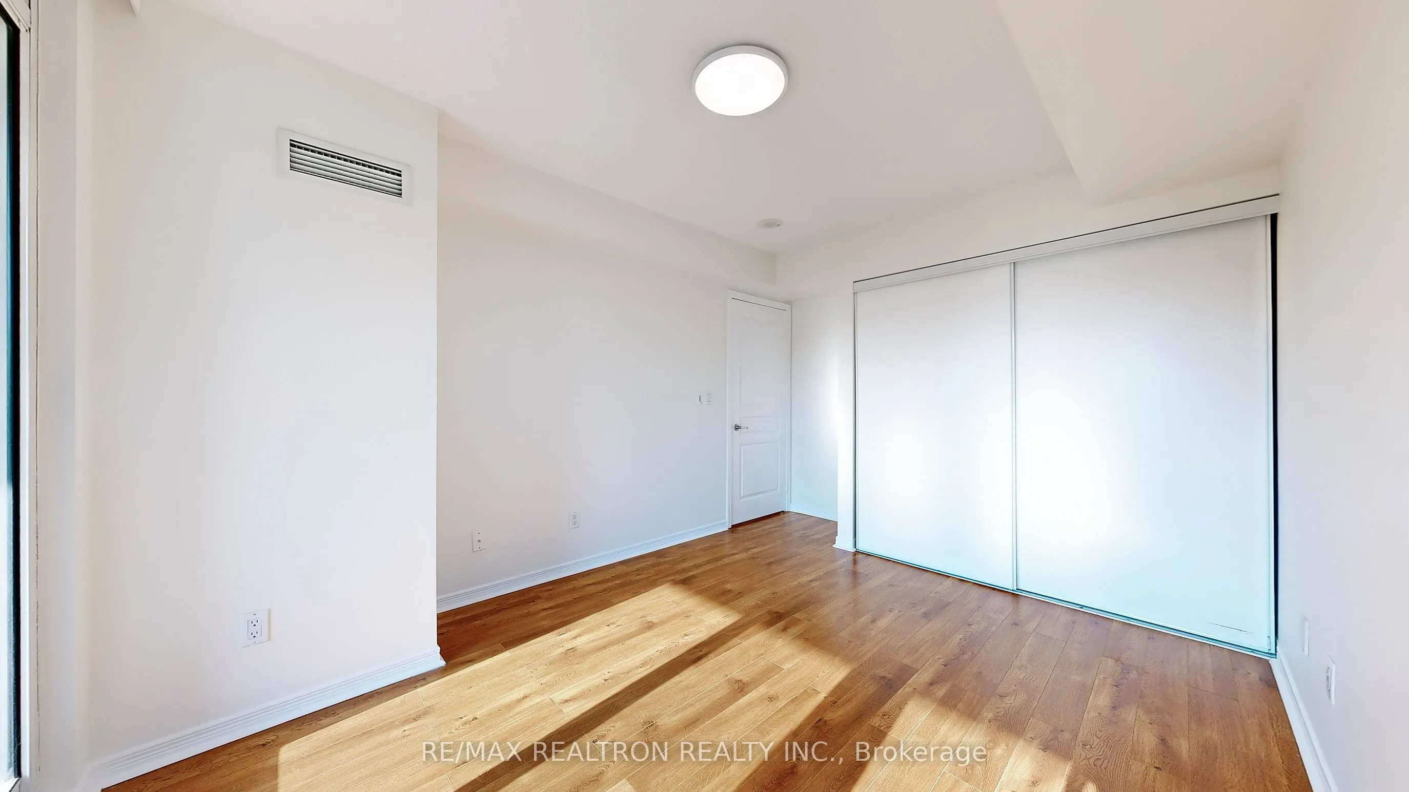 503 Beecroft Road, #219