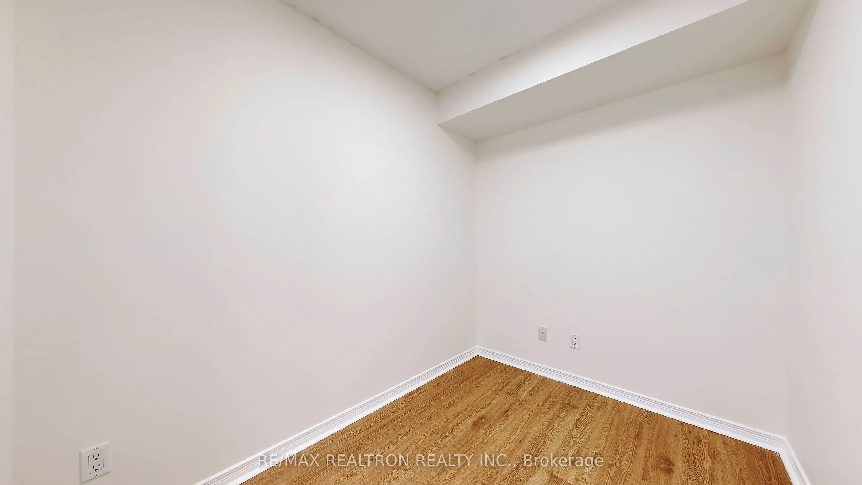 503 Beecroft Road, #219