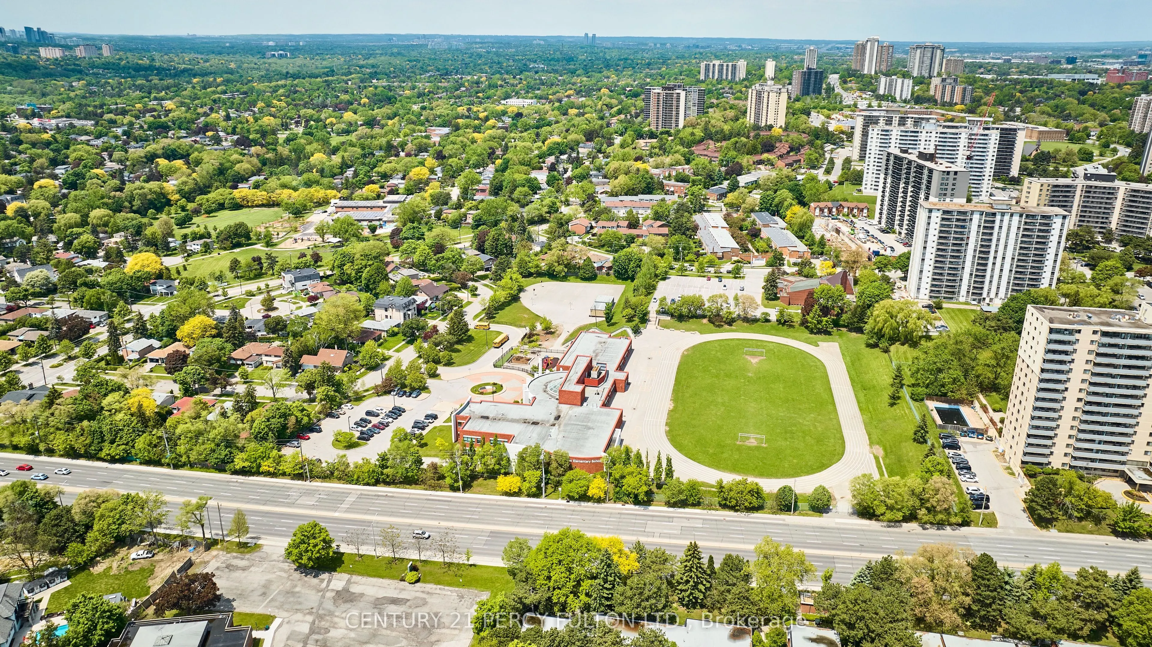 40 Farmview Crescent