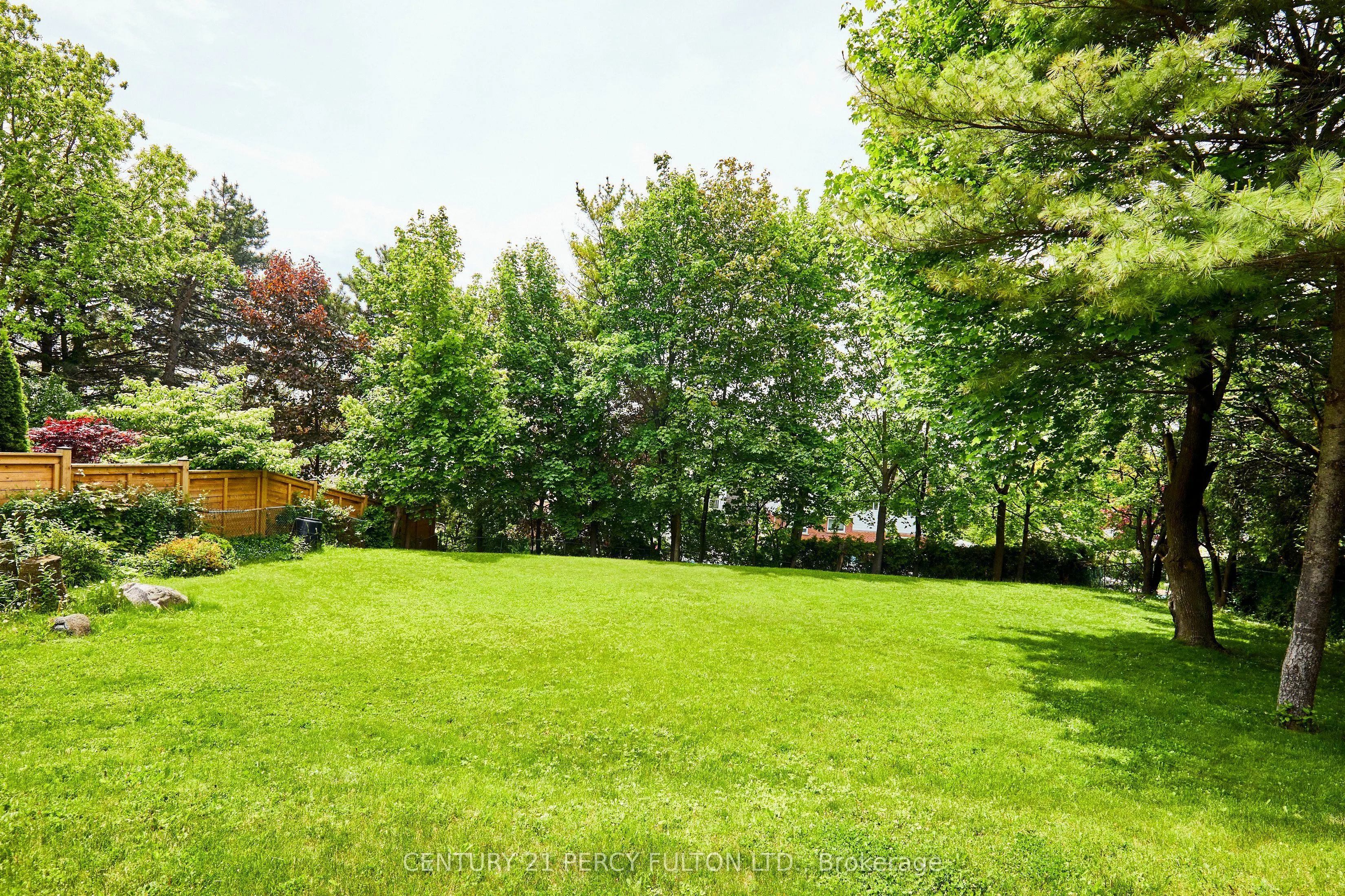 40 Farmview Crescent